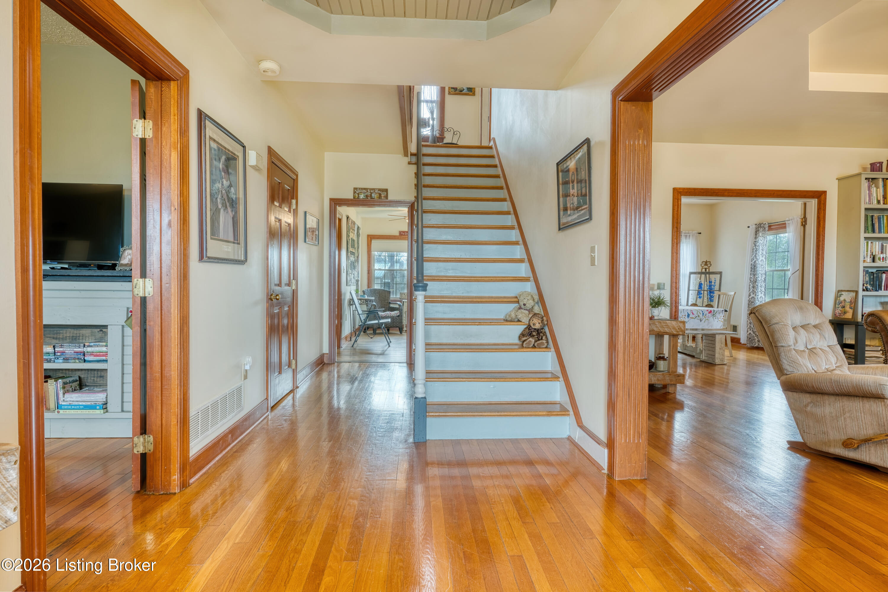 8675 Ky-52 Property Photo 16