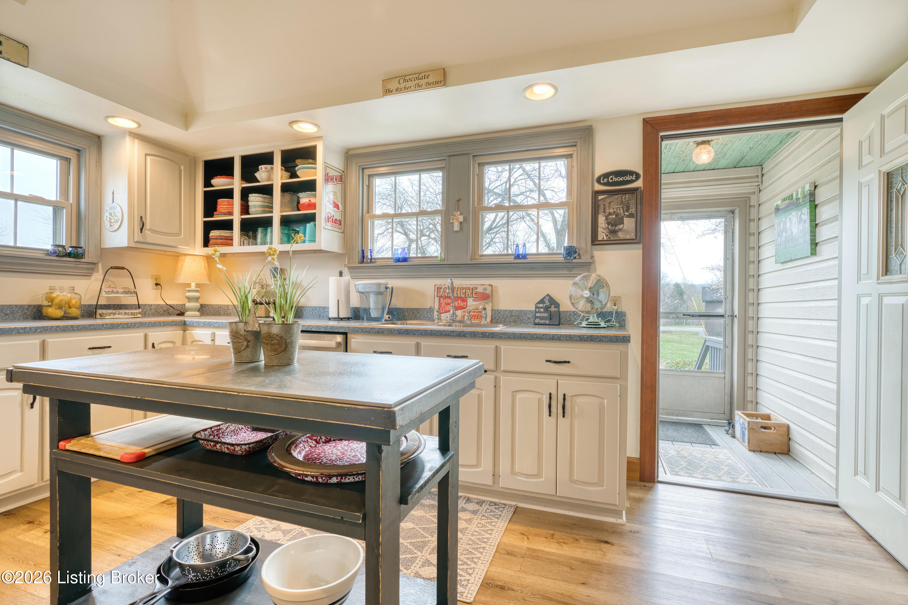 8675 Ky-52 Property Photo 30