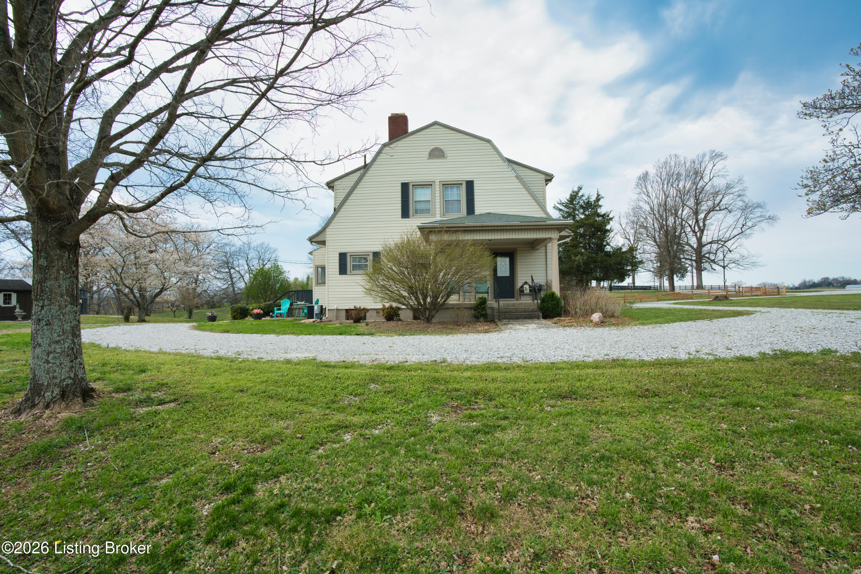 8675 Ky-52 Property Photo 34