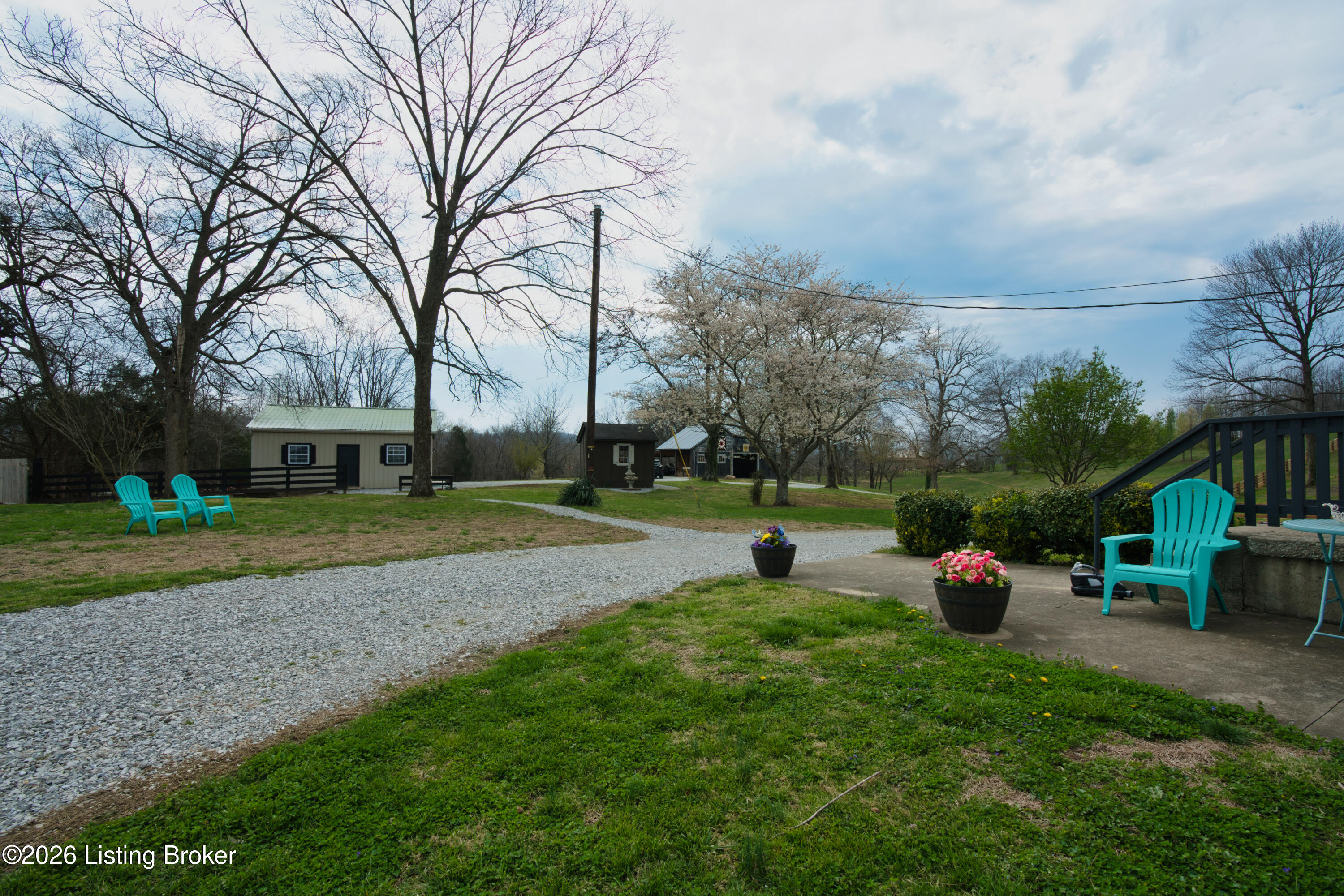 8675 Ky-52 Property Photo 39