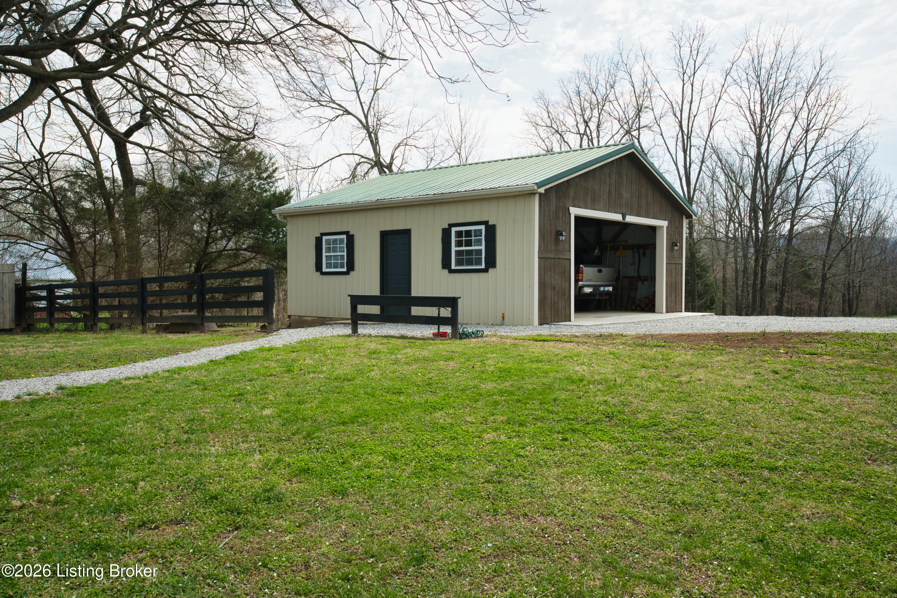 8675 Ky-52 Property Photo 40