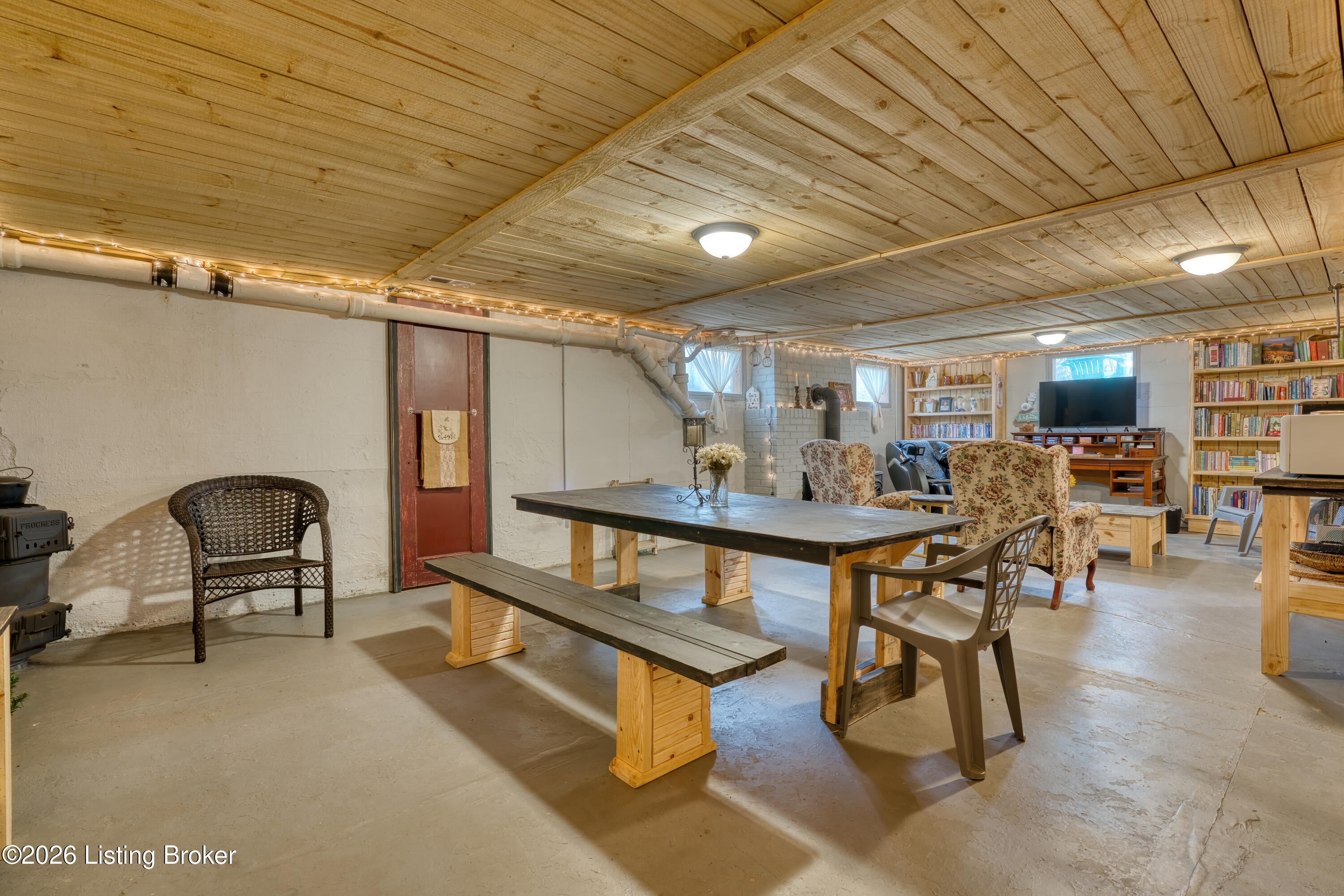 8675 Ky-52 Property Photo 77