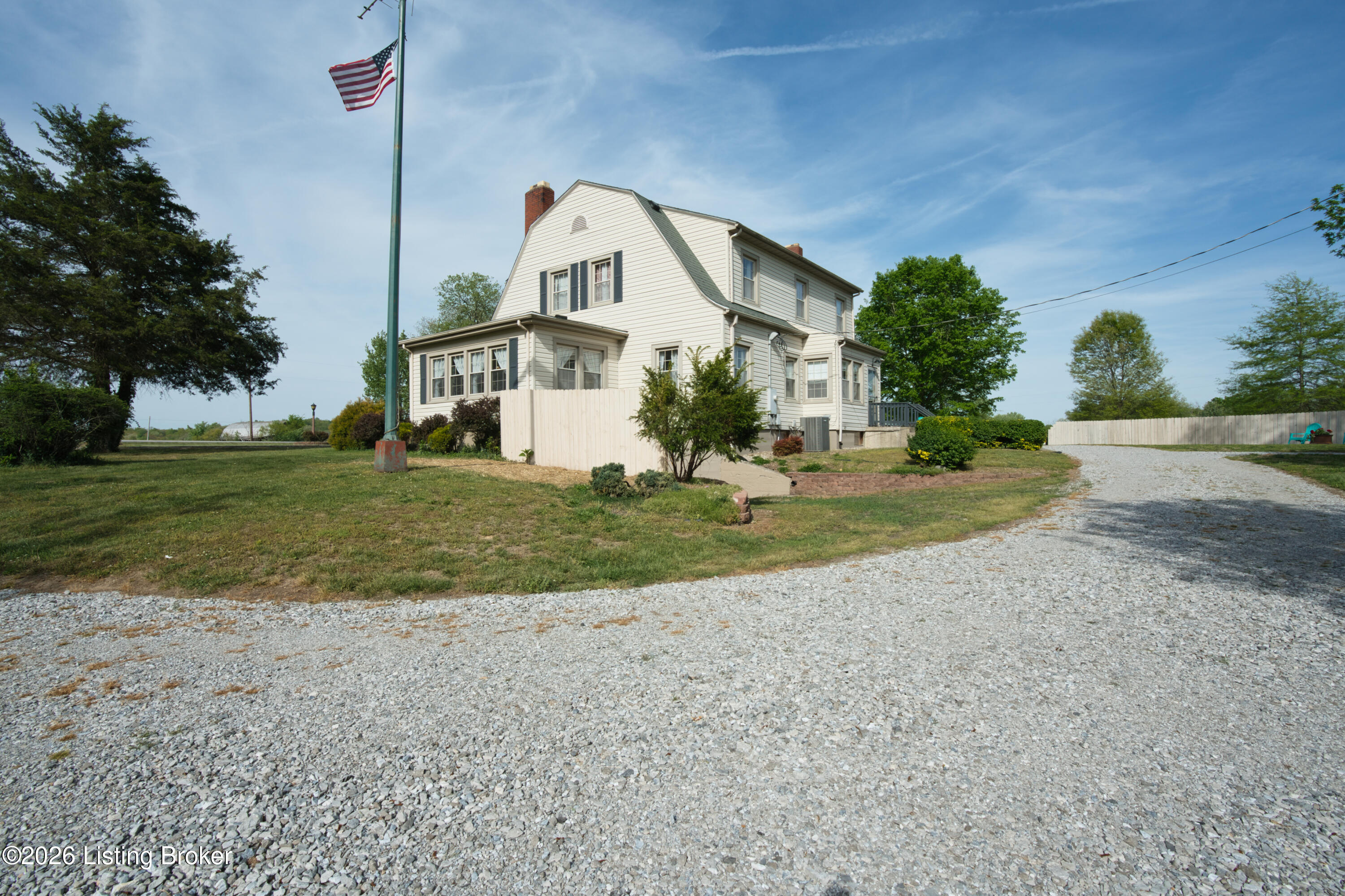 8675 Ky-52 Property Photo 93