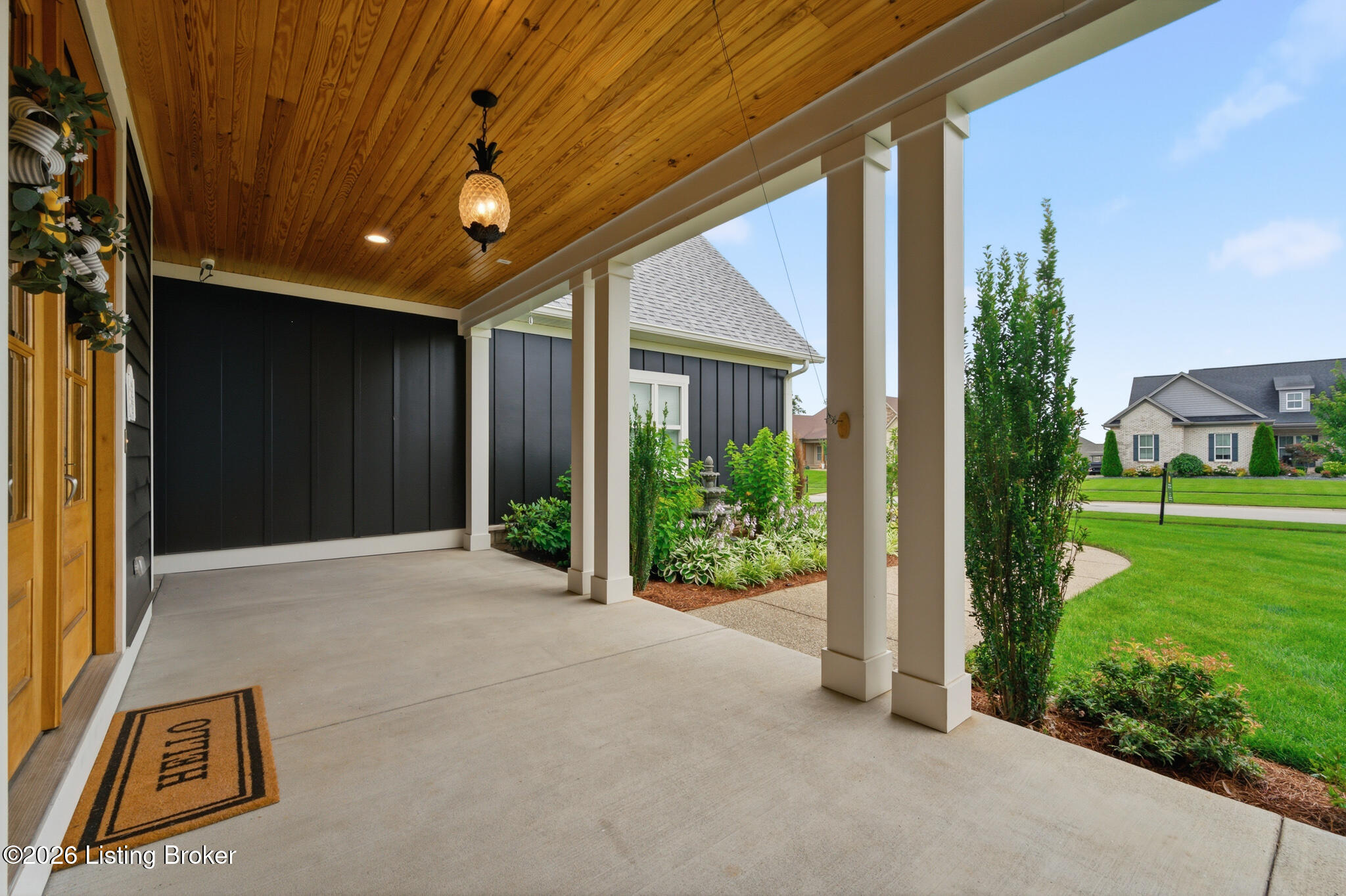 6370 Clore Ln Property Photo 3