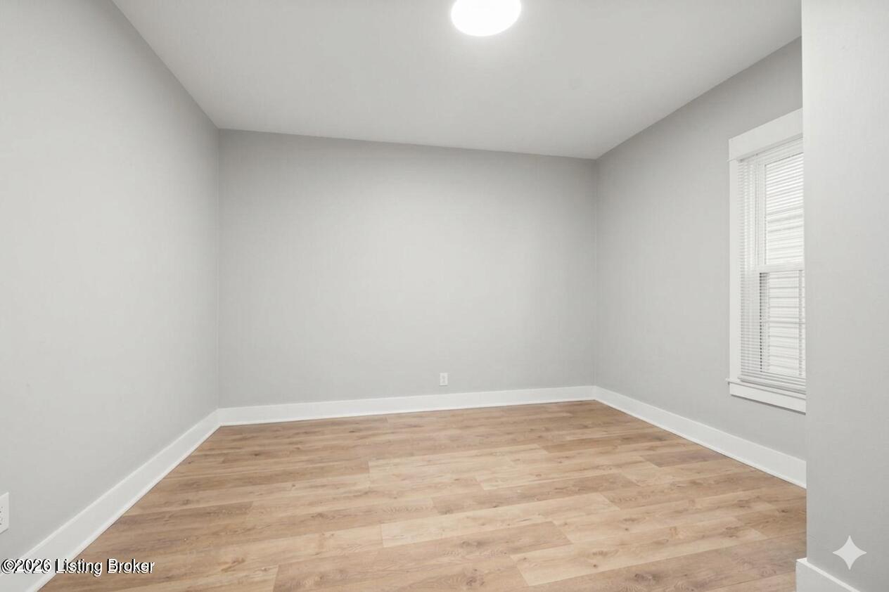 313 S 41st St Property Photo 10