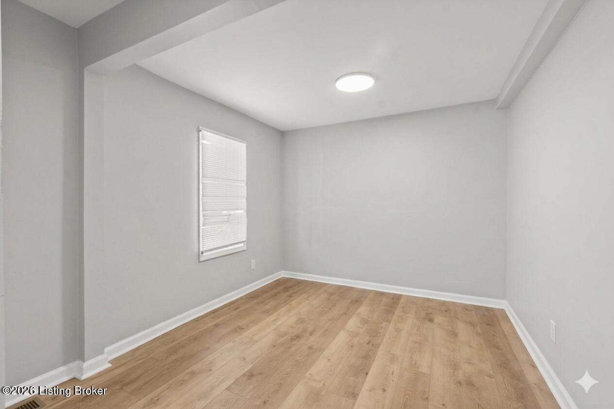 313 S 41st St Property Photo 16