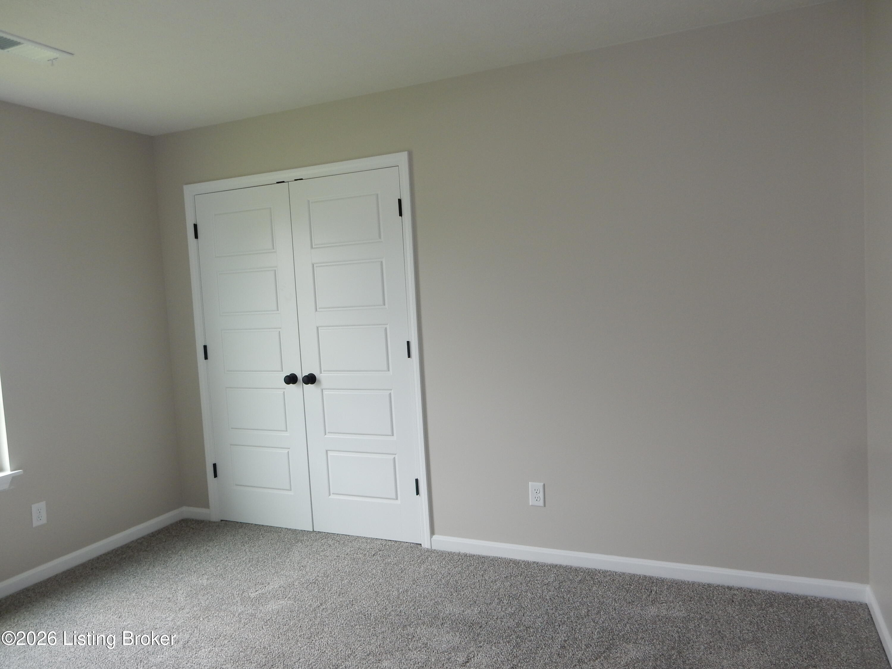 131 Diane Ct Property Photo 15