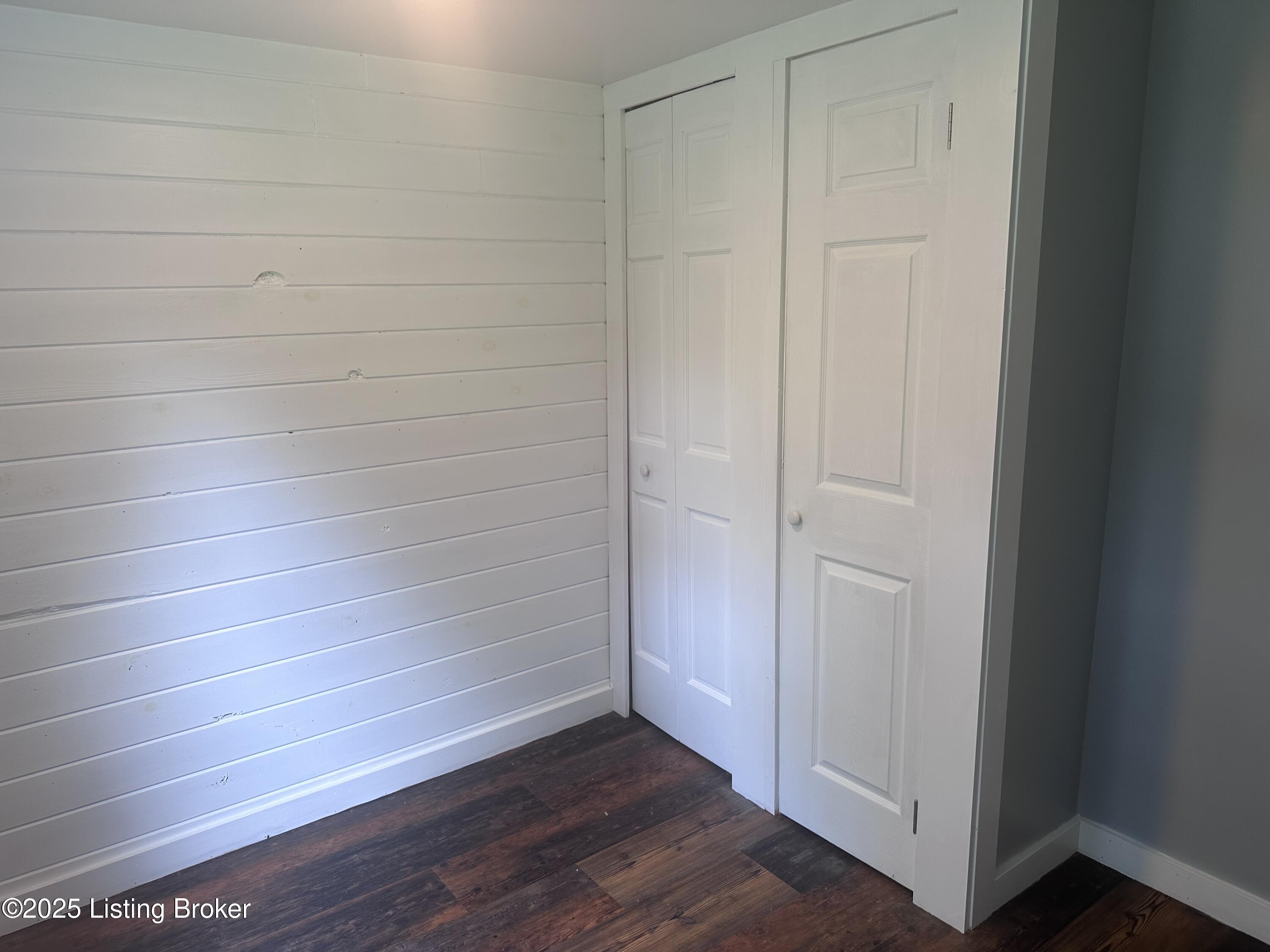 270 Foxwood Cir Property Photo 23