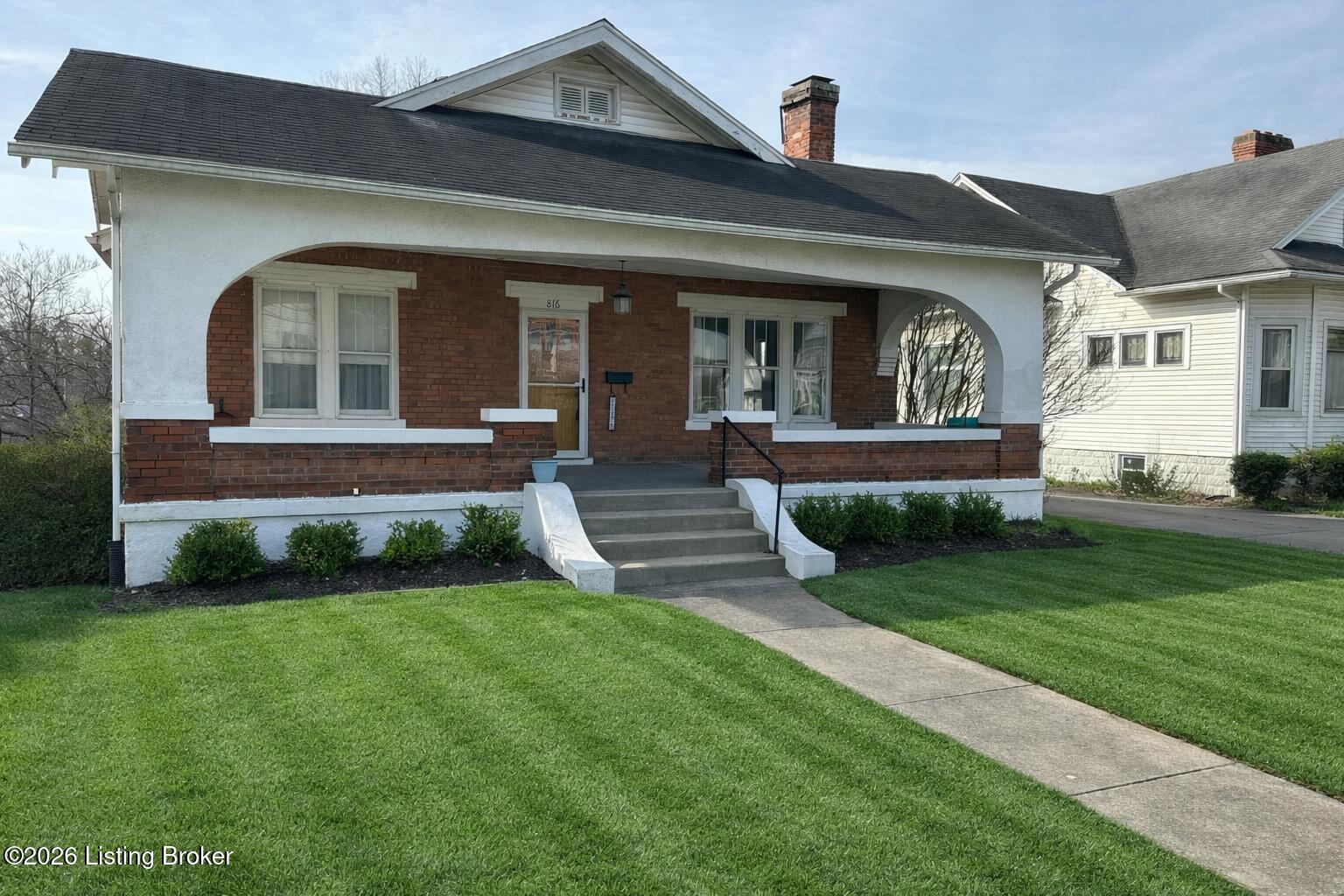 816 Highland Ave Property Photo 1