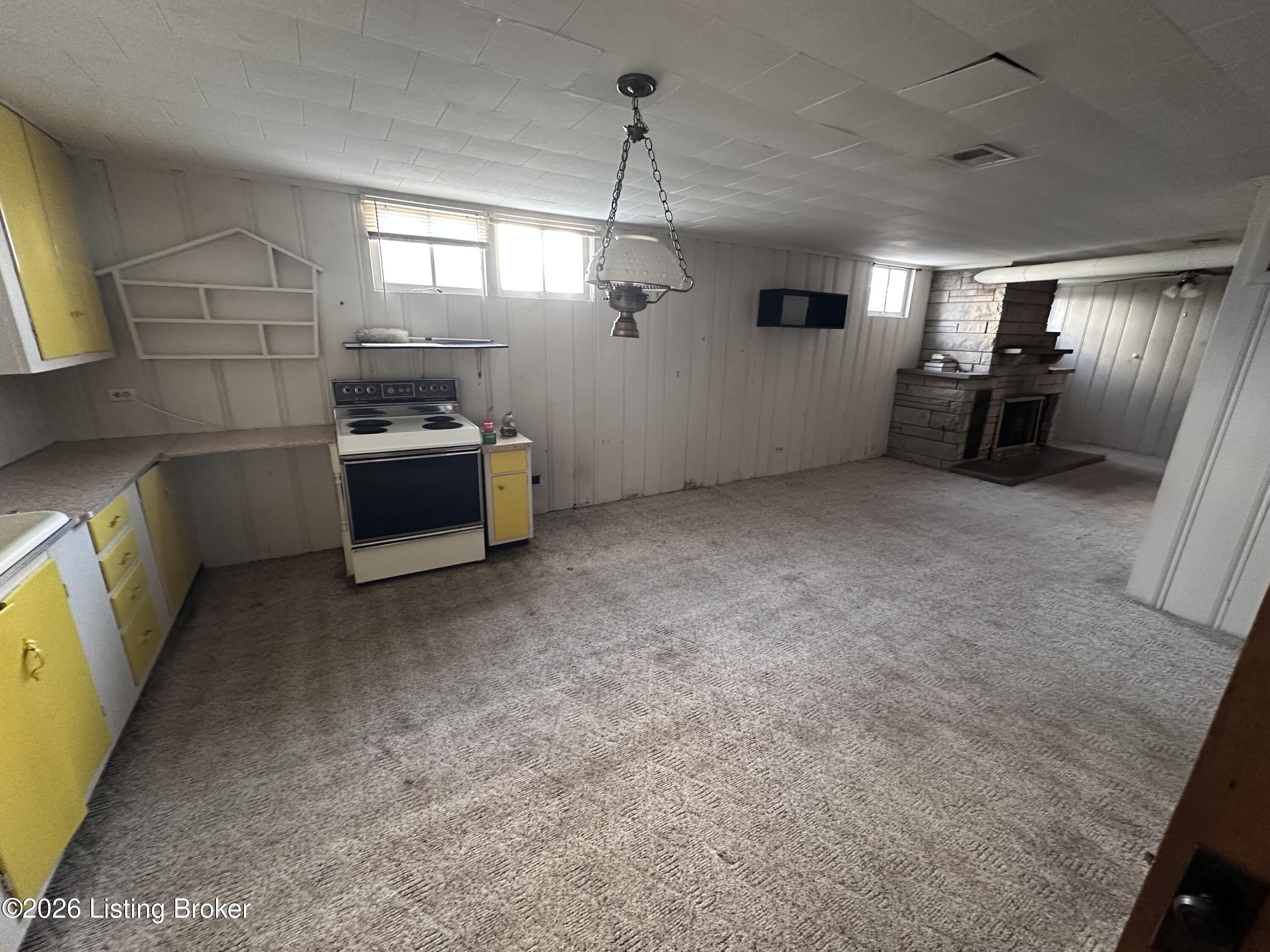 816 Highland Ave Property Photo 35