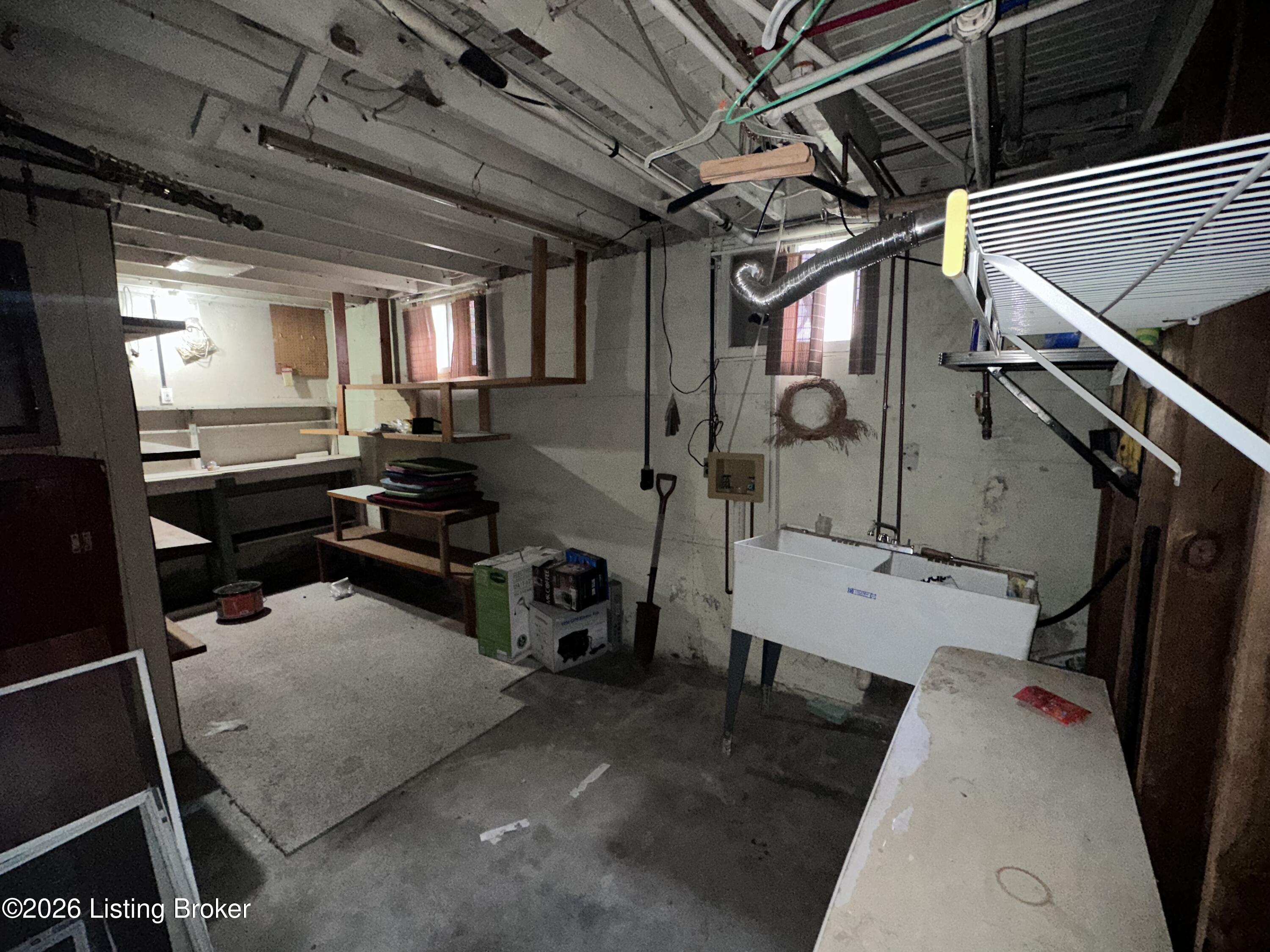 816 Highland Ave Property Photo 38
