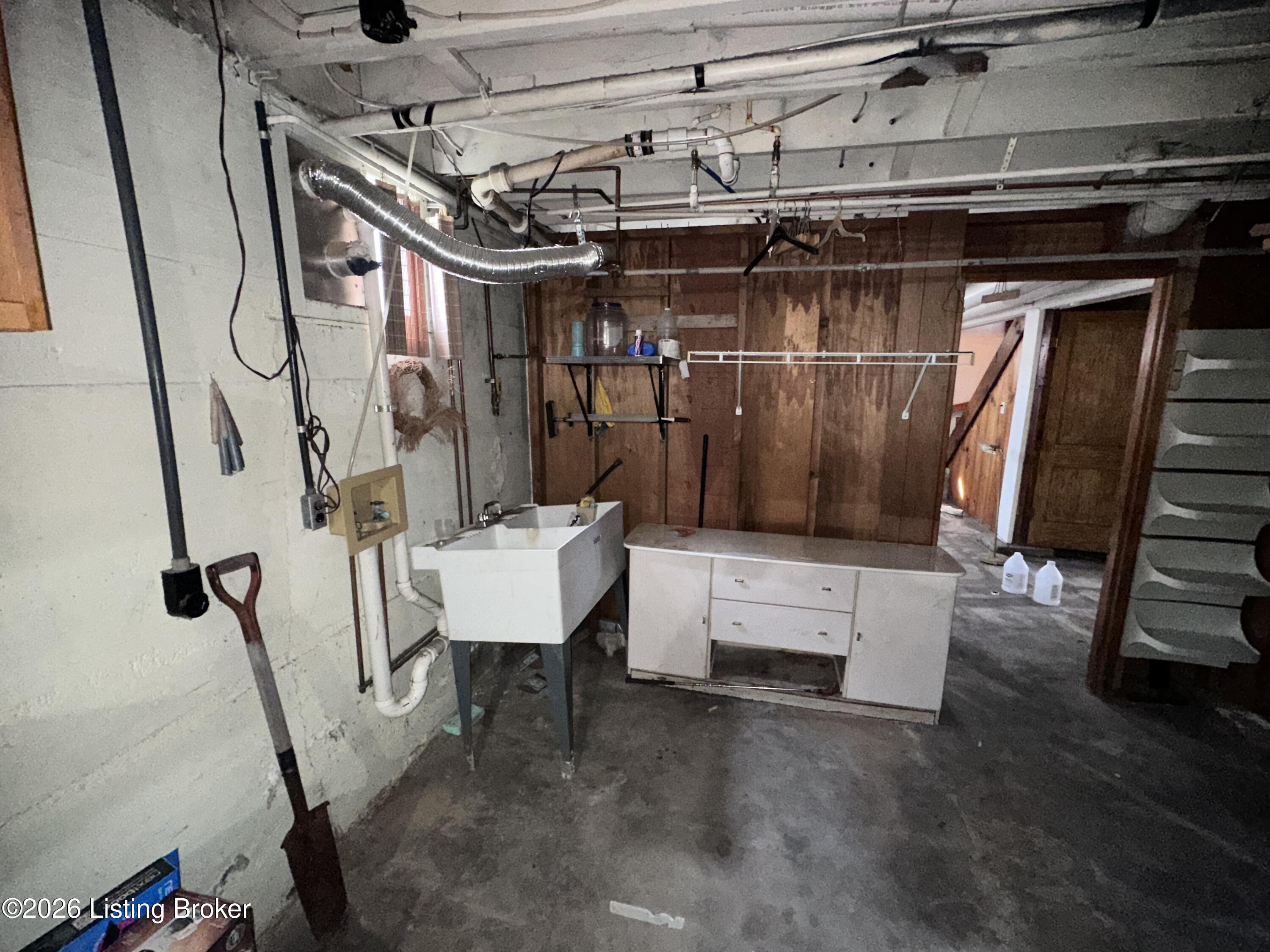 816 Highland Ave Property Photo 39
