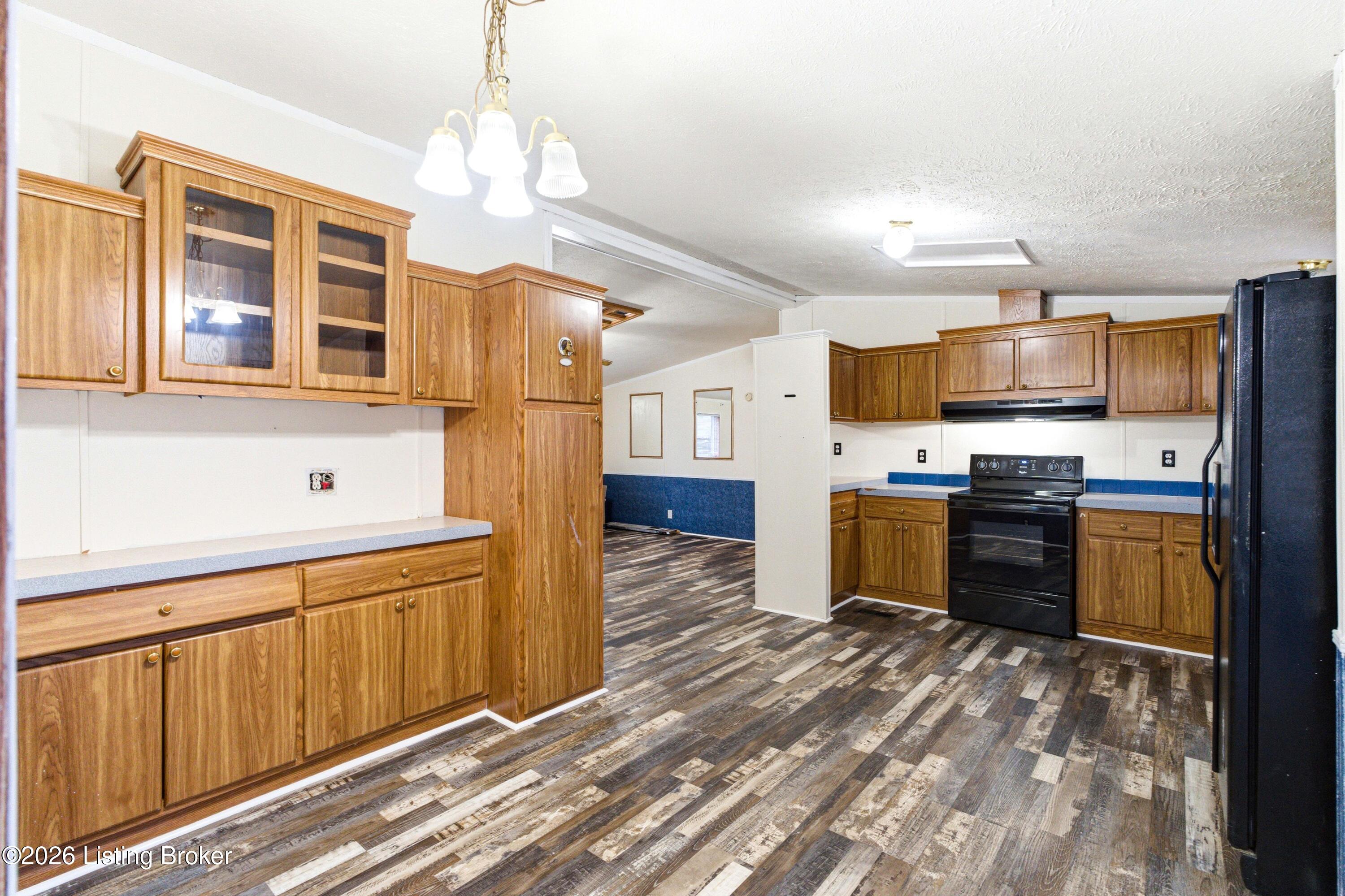 1529 Martin Nethery Rd Property Photo 10