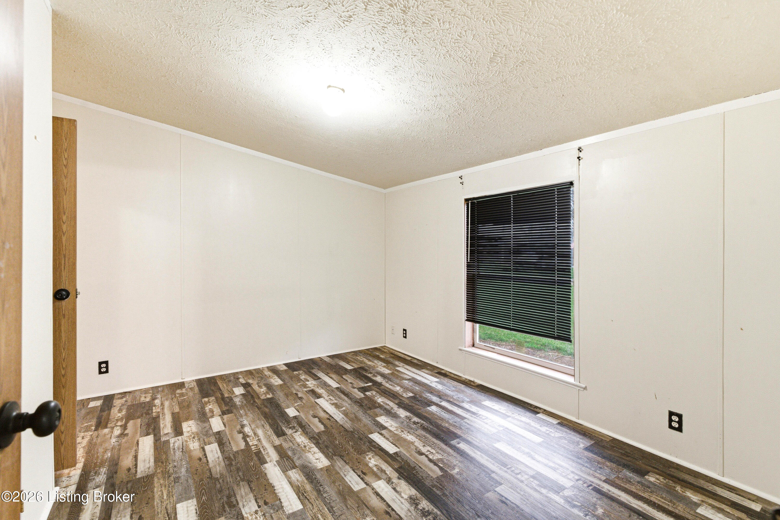 1529 Martin Nethery Rd Property Photo 16
