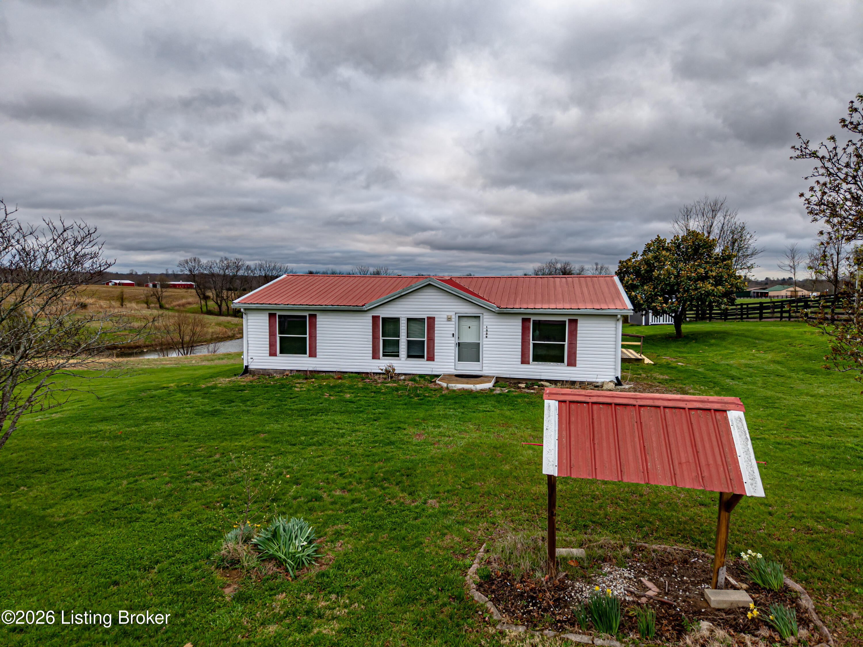 1529 Martin Nethery Rd Property Photo 28
