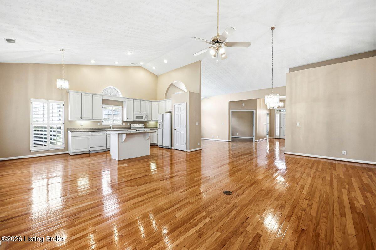 14029 Waters Edge Dr Property Photo 14