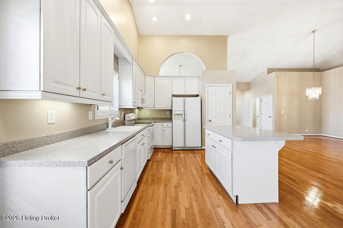14029 Waters Edge Dr Property Photo 16