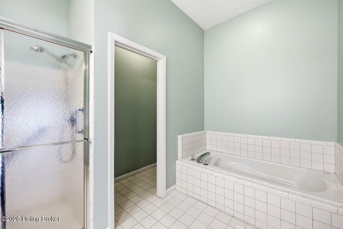 14029 Waters Edge Dr Property Photo 29