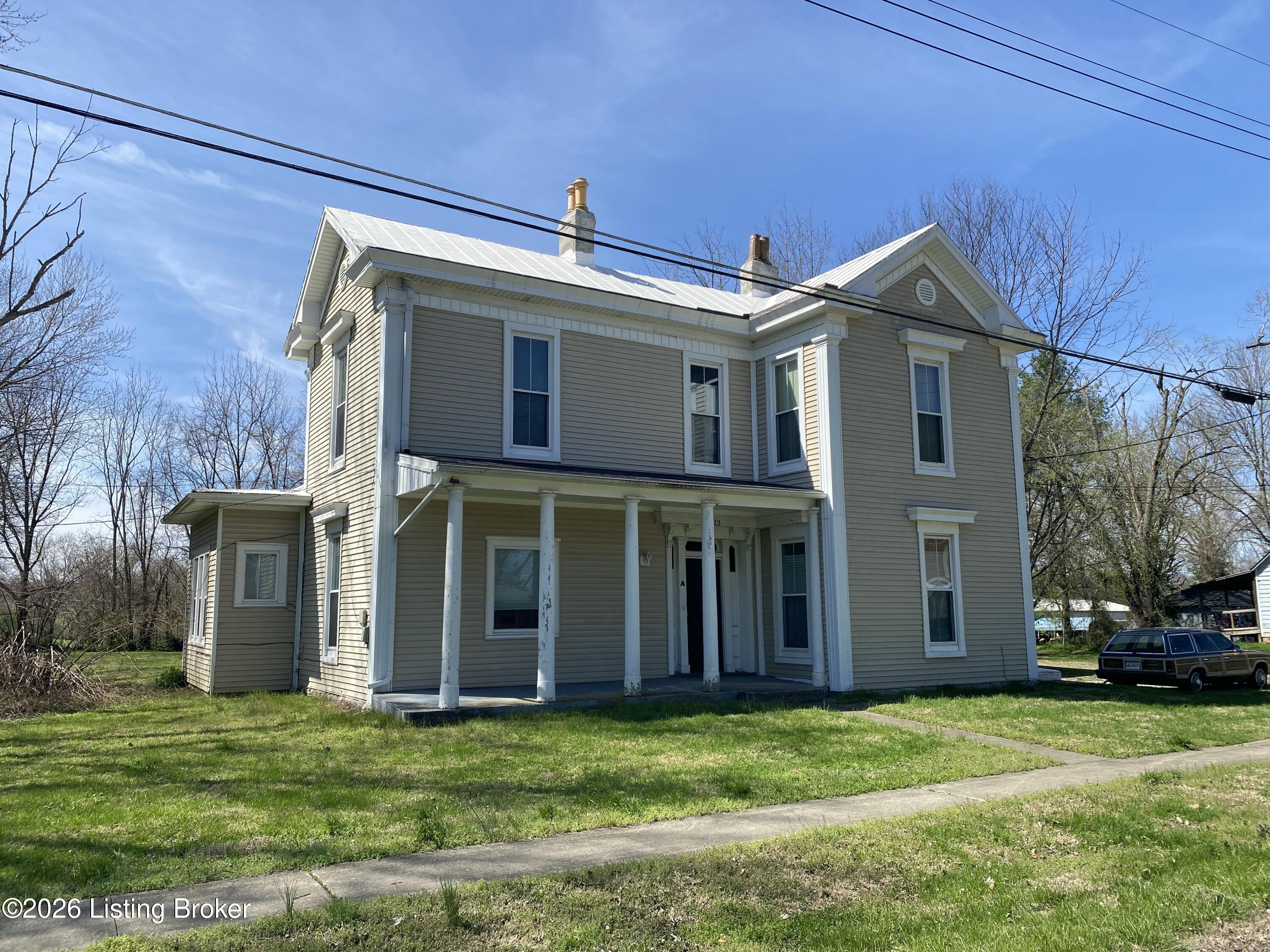313 Washington St Property Photo 1