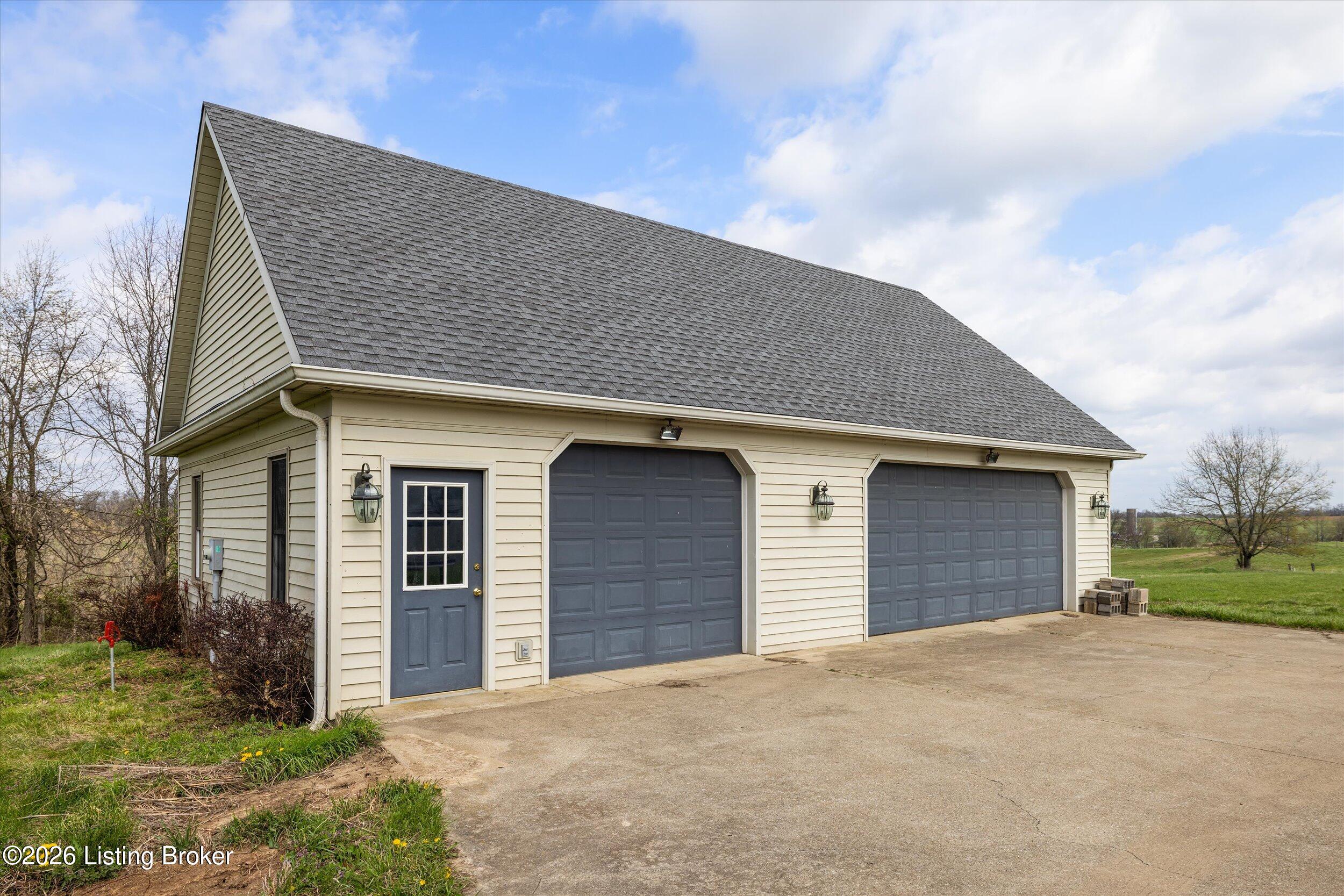 101 Frontage Rd Property Photo 46