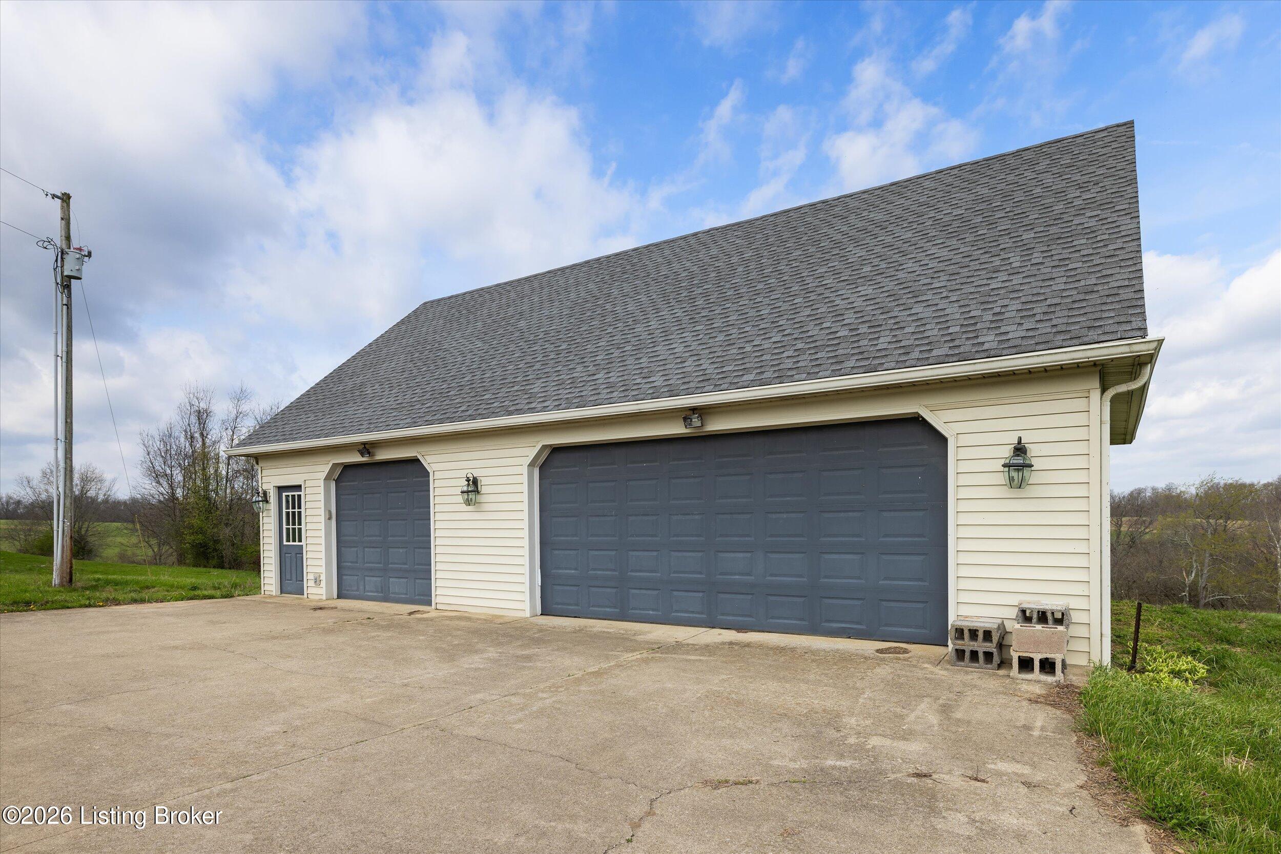 101 Frontage Rd Property Photo 49