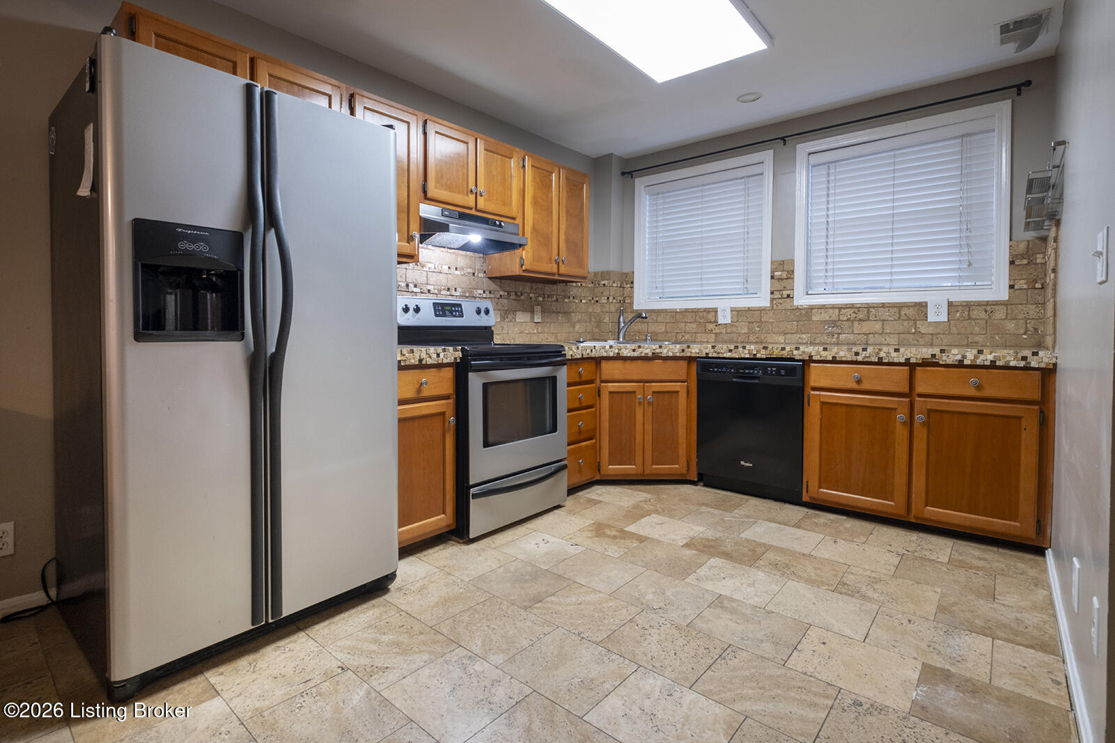 2043 Douglass Blvd Apt 21 Property Photo 8