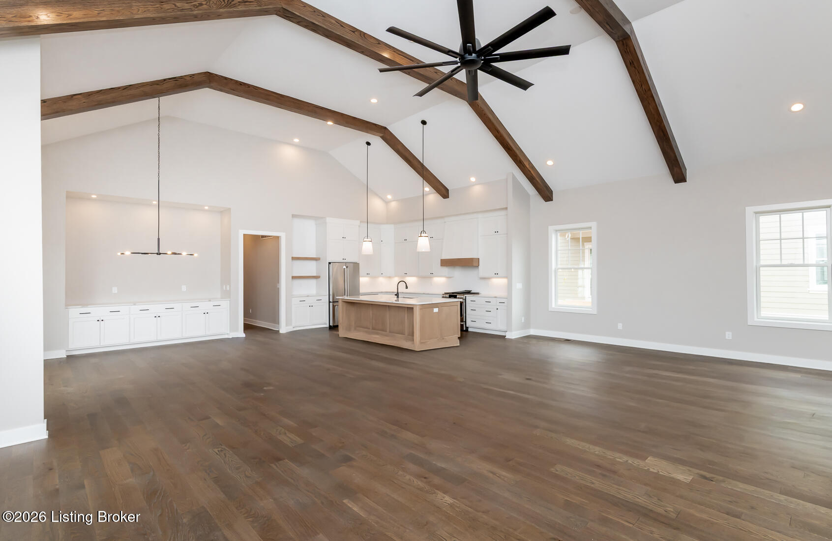 6409 Spring Beauty Ln Property Photo 6