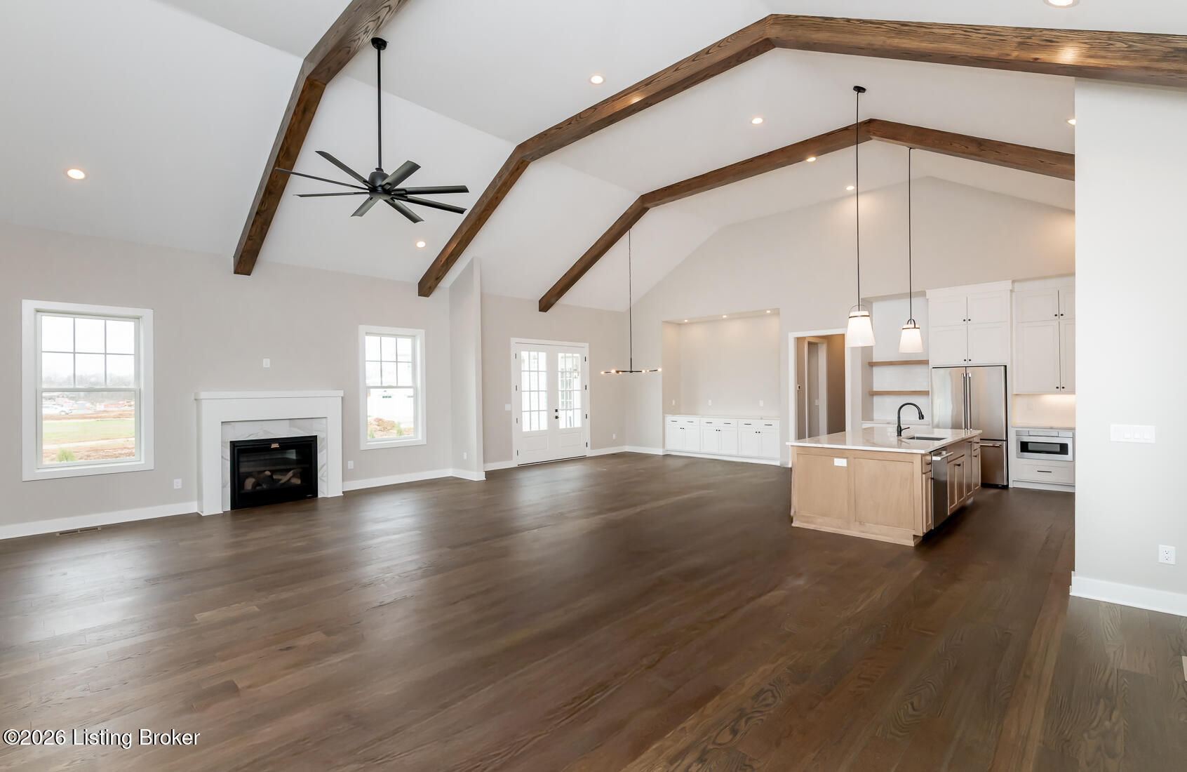 6409 Spring Beauty Ln Property Photo 7