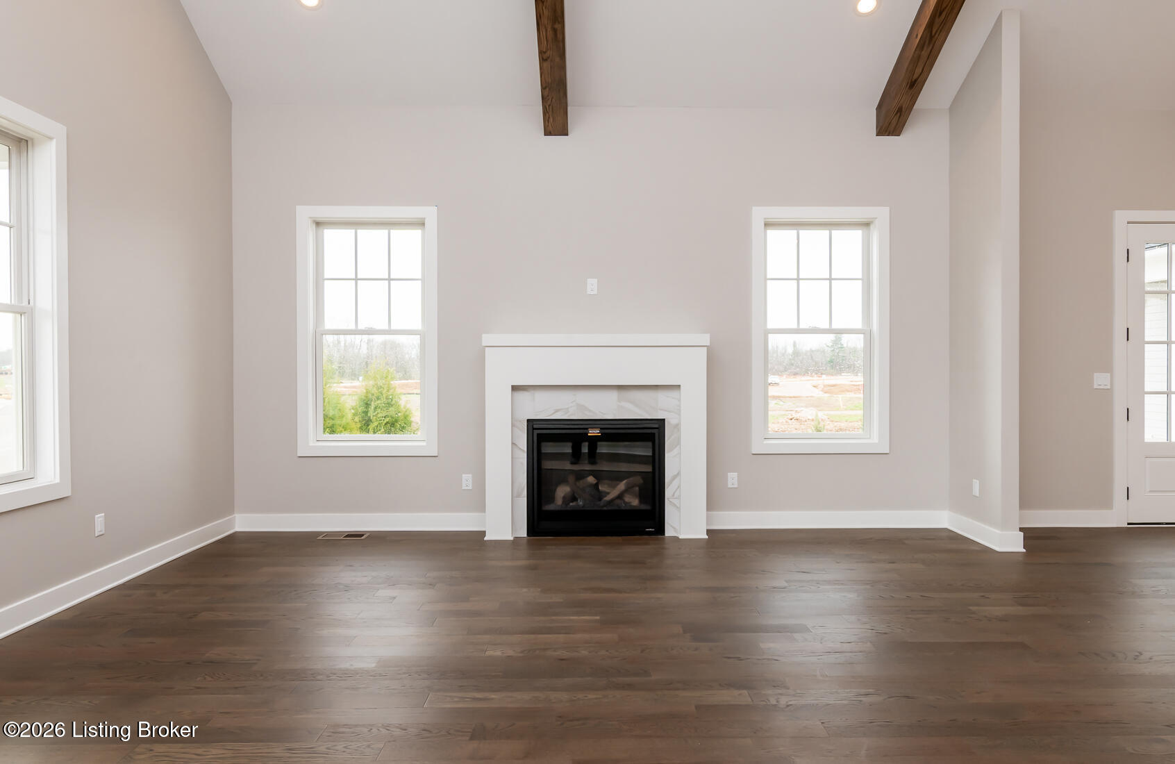 6409 Spring Beauty Ln Property Photo 8