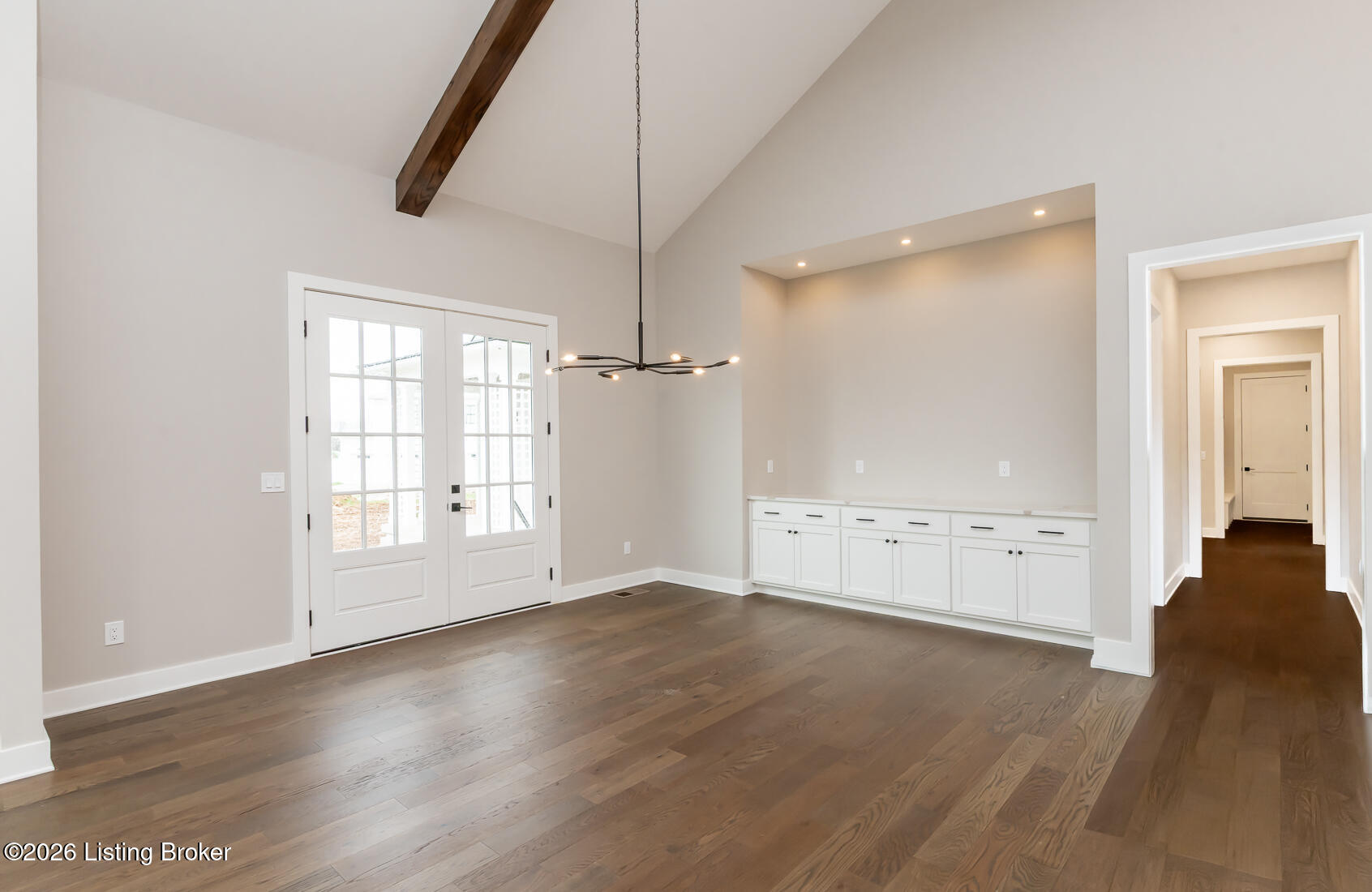 6409 Spring Beauty Ln Property Photo 9