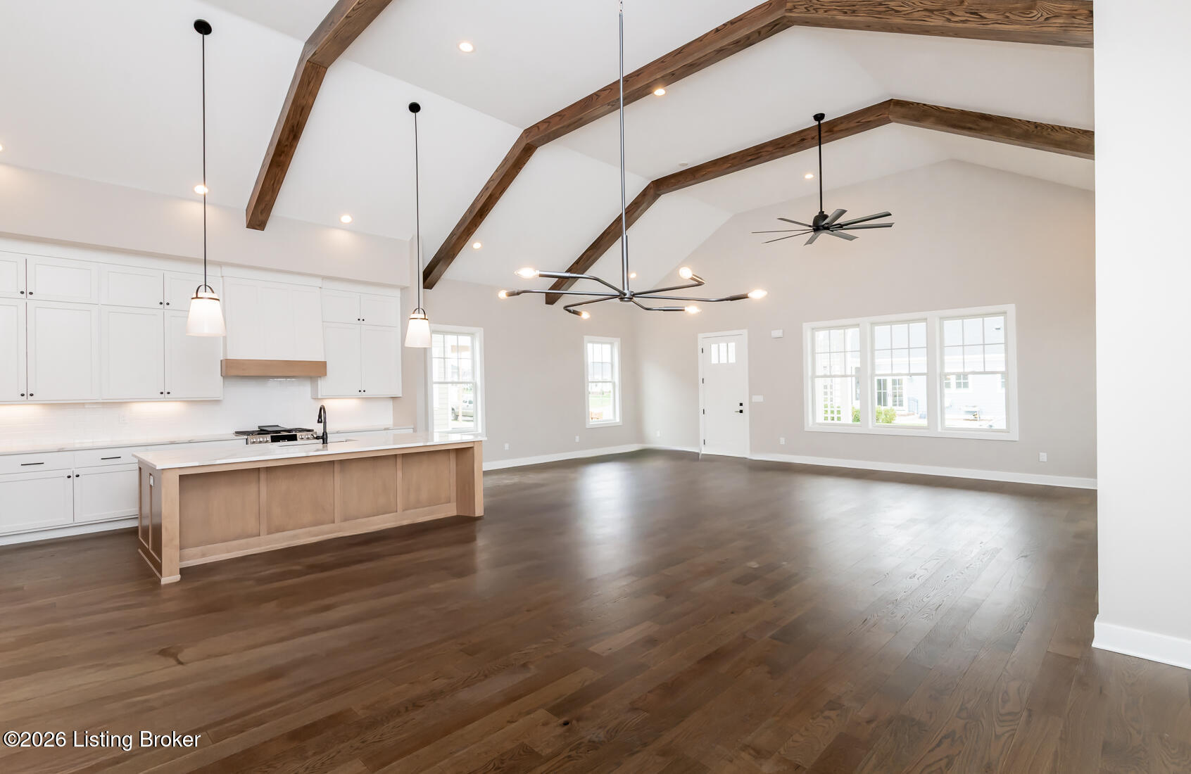 6409 Spring Beauty Ln Property Photo 11