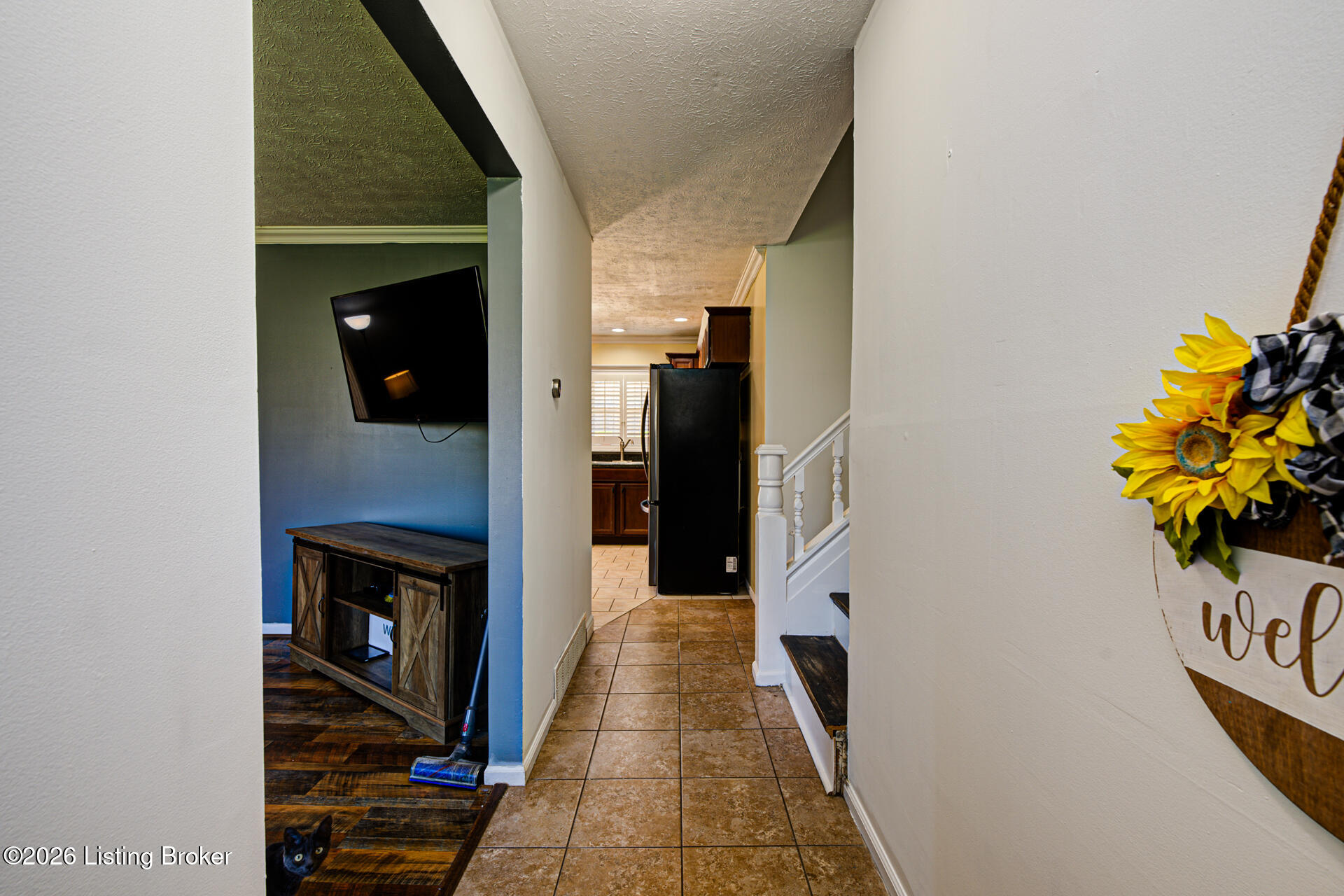 108 Gloria Dr Property Photo 12