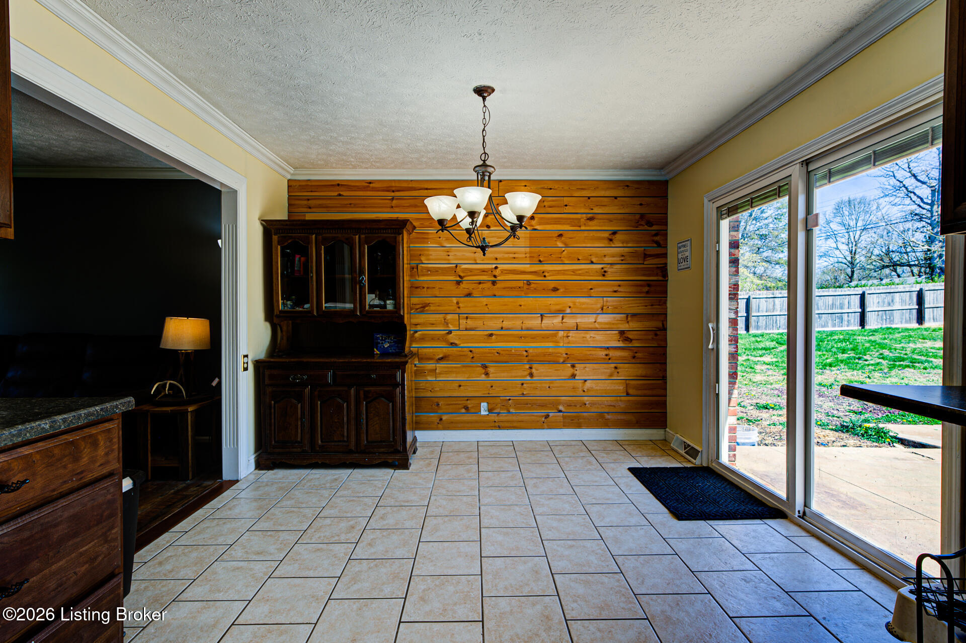 108 Gloria Dr Property Photo 15
