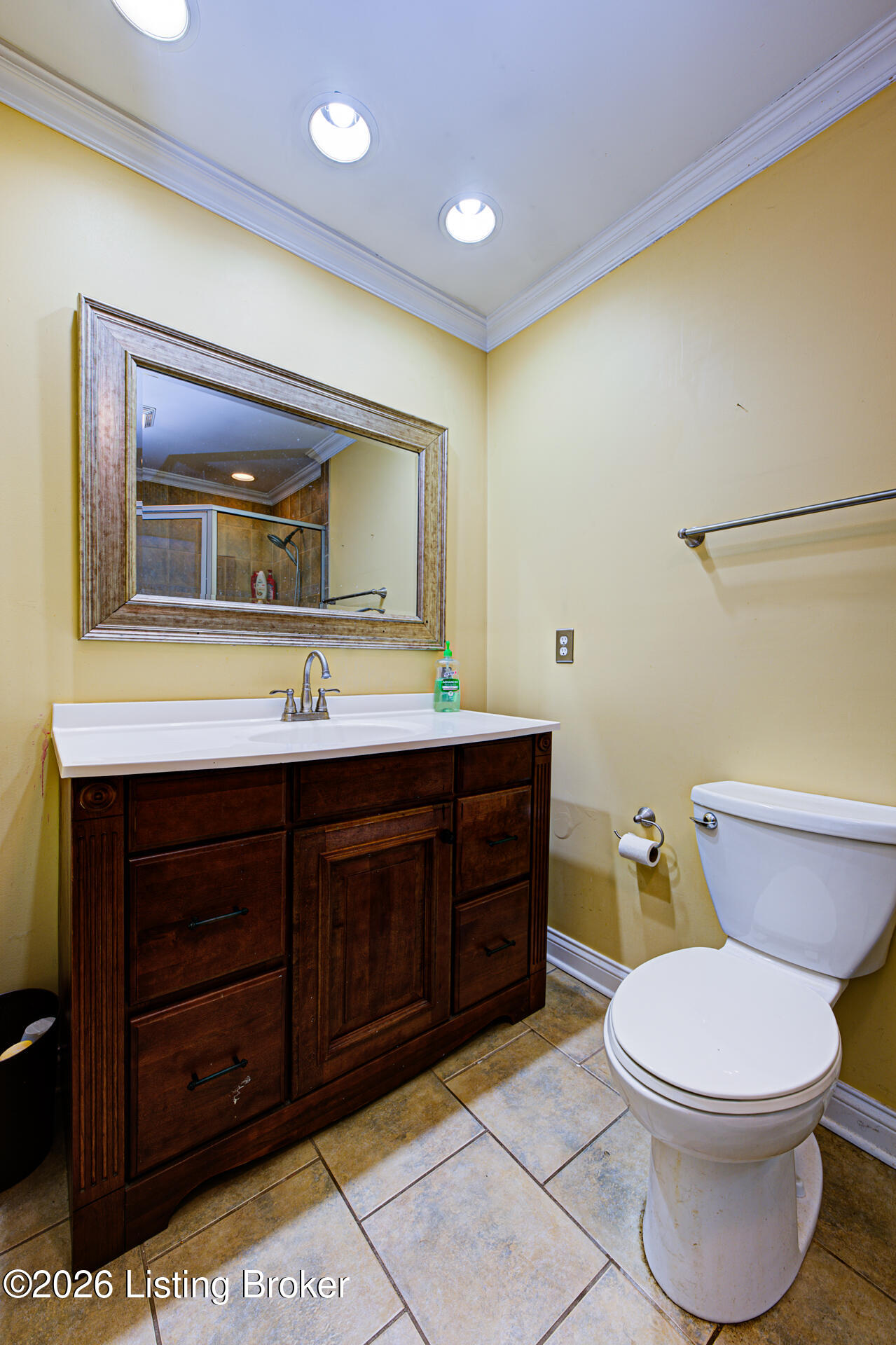 108 Gloria Dr Property Photo 22