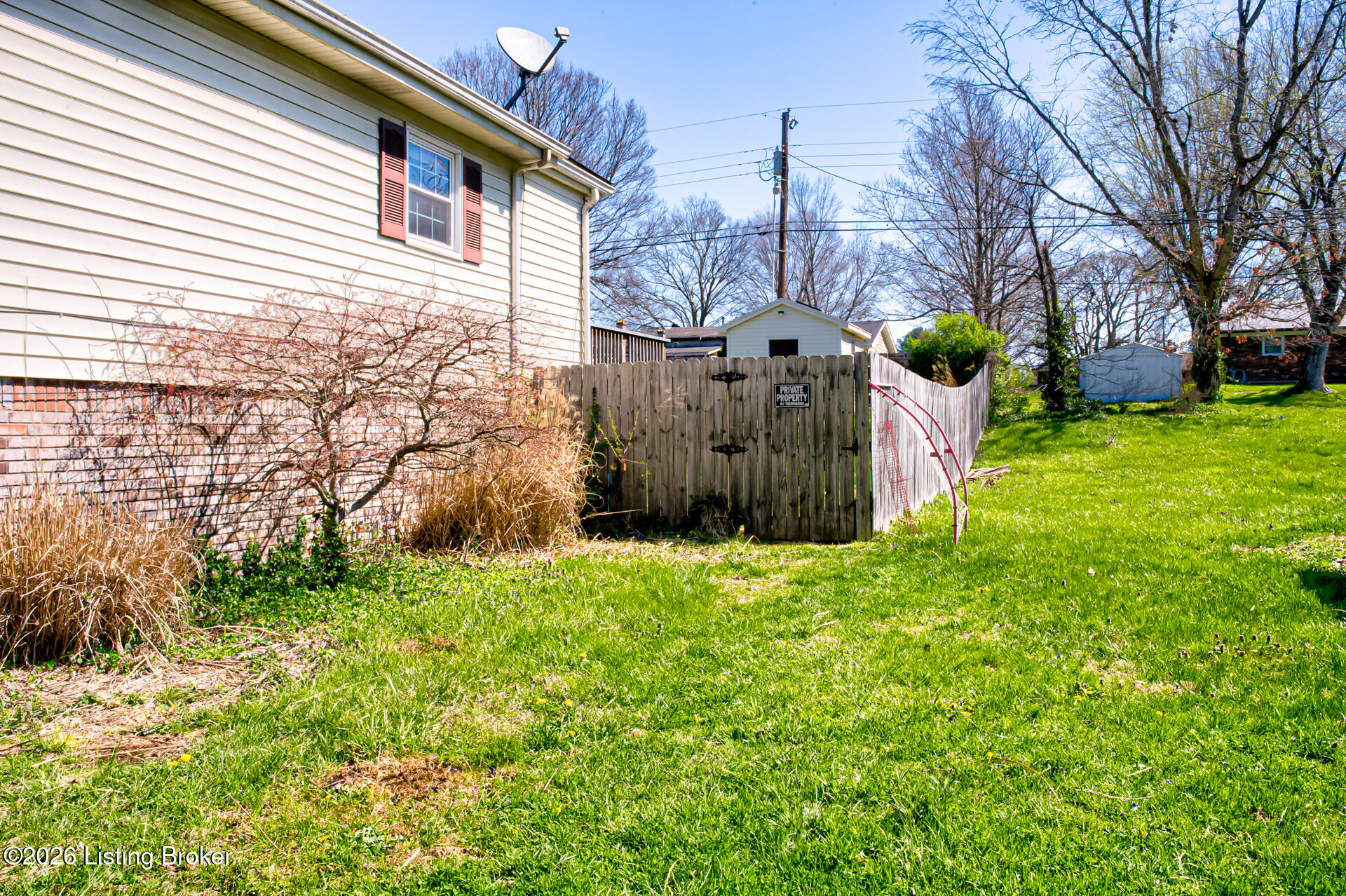 108 Gloria Dr Property Photo 25