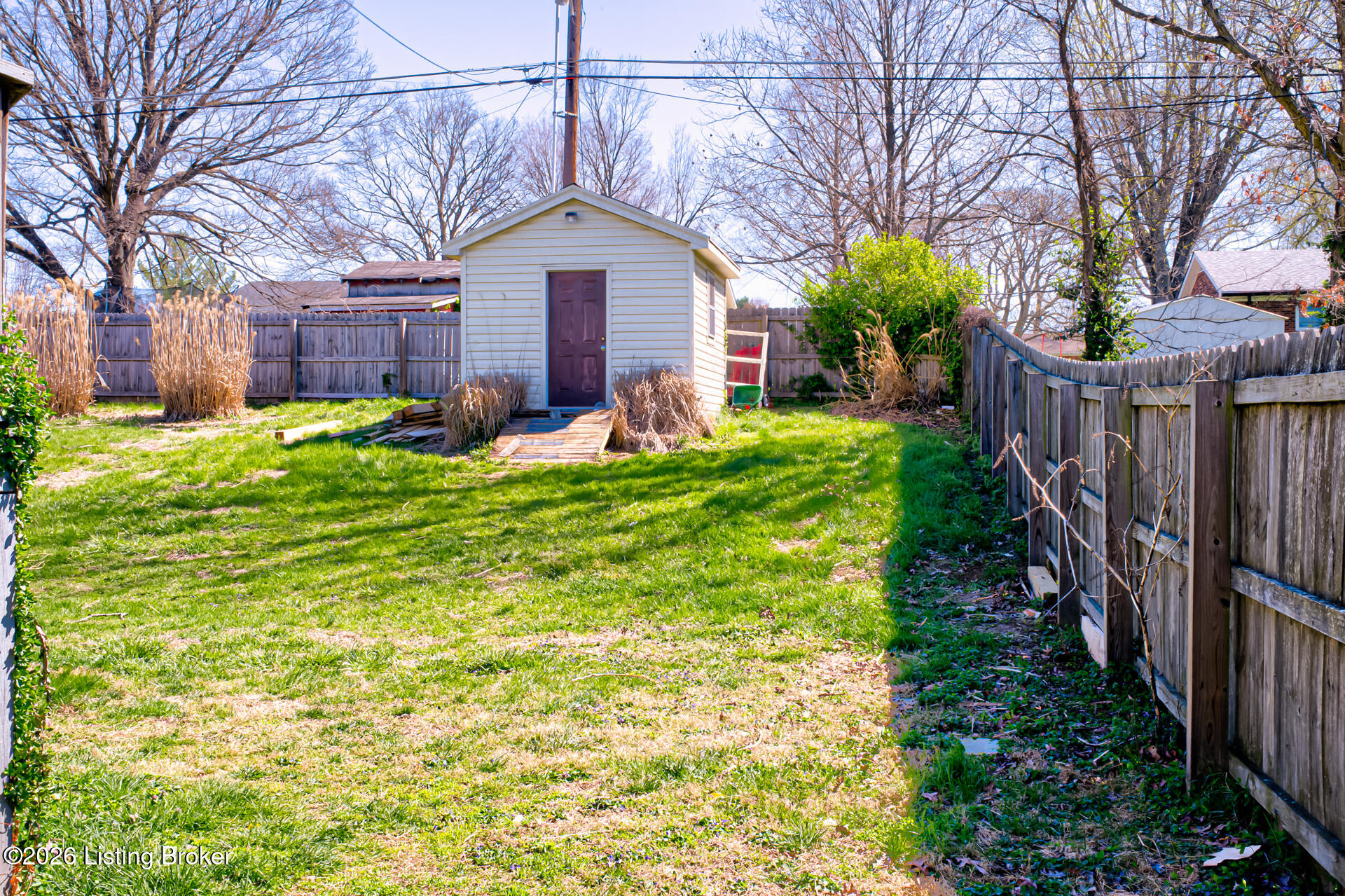 108 Gloria Dr Property Photo 26