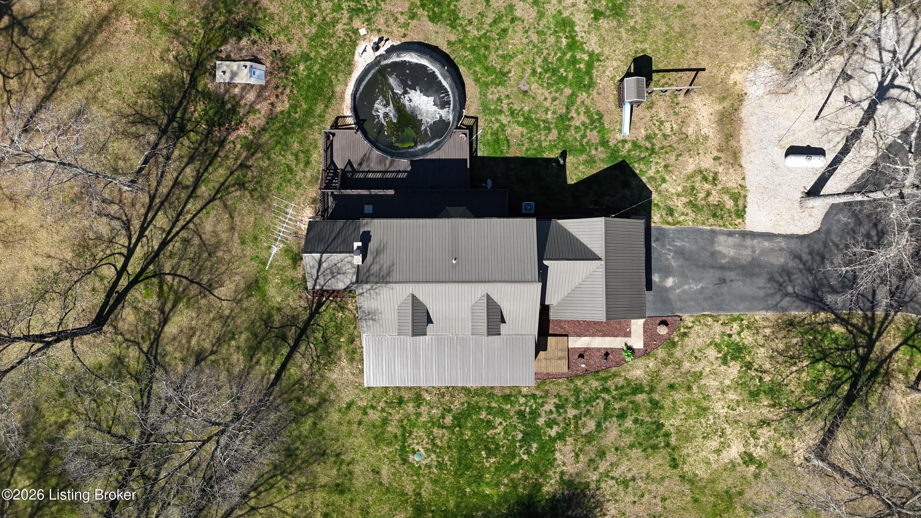 7218 S Highway 105 Property Photo 7