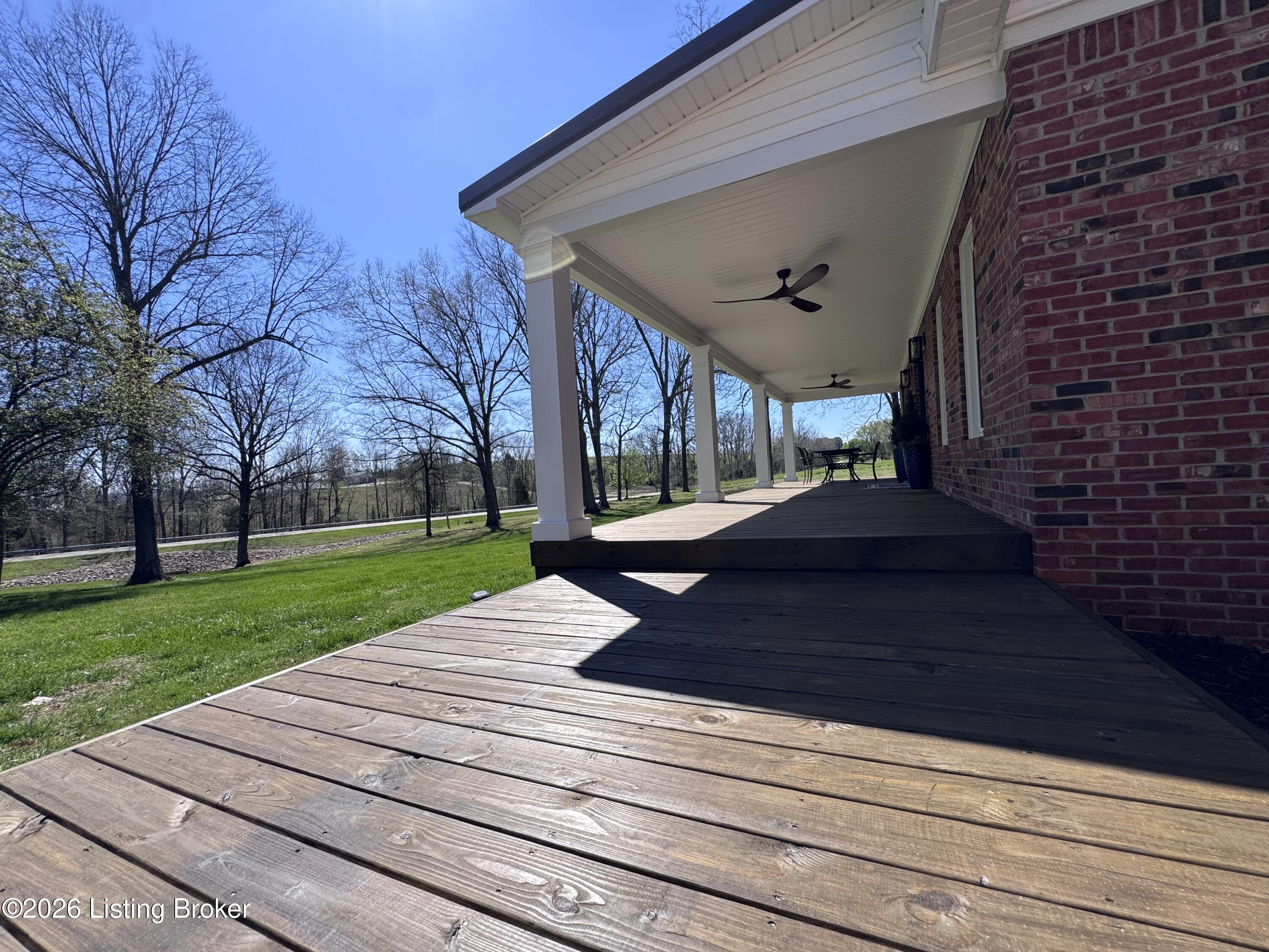 7218 S Highway 105 Property Photo 13