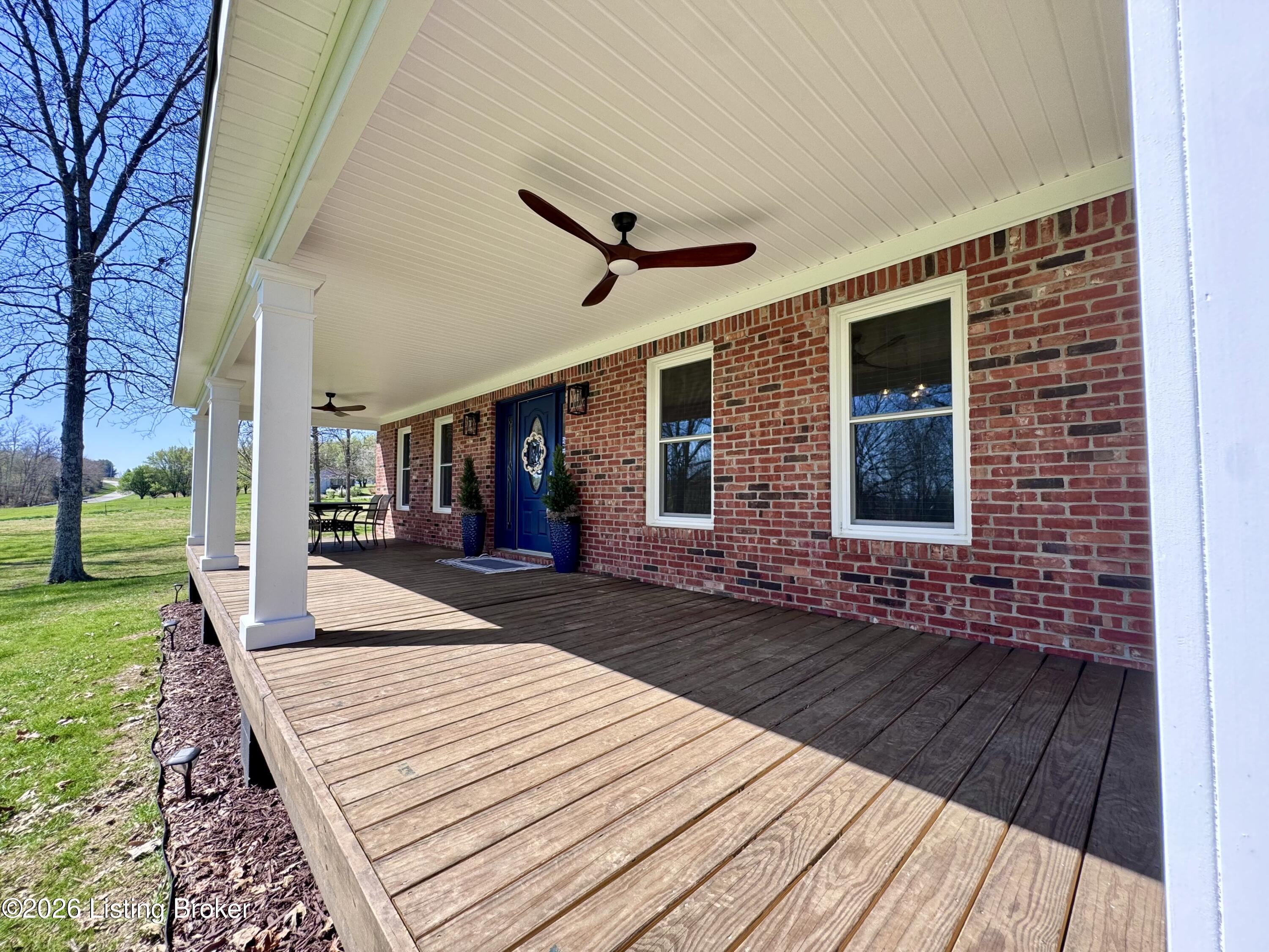 7218 S Highway 105 Property Photo 16