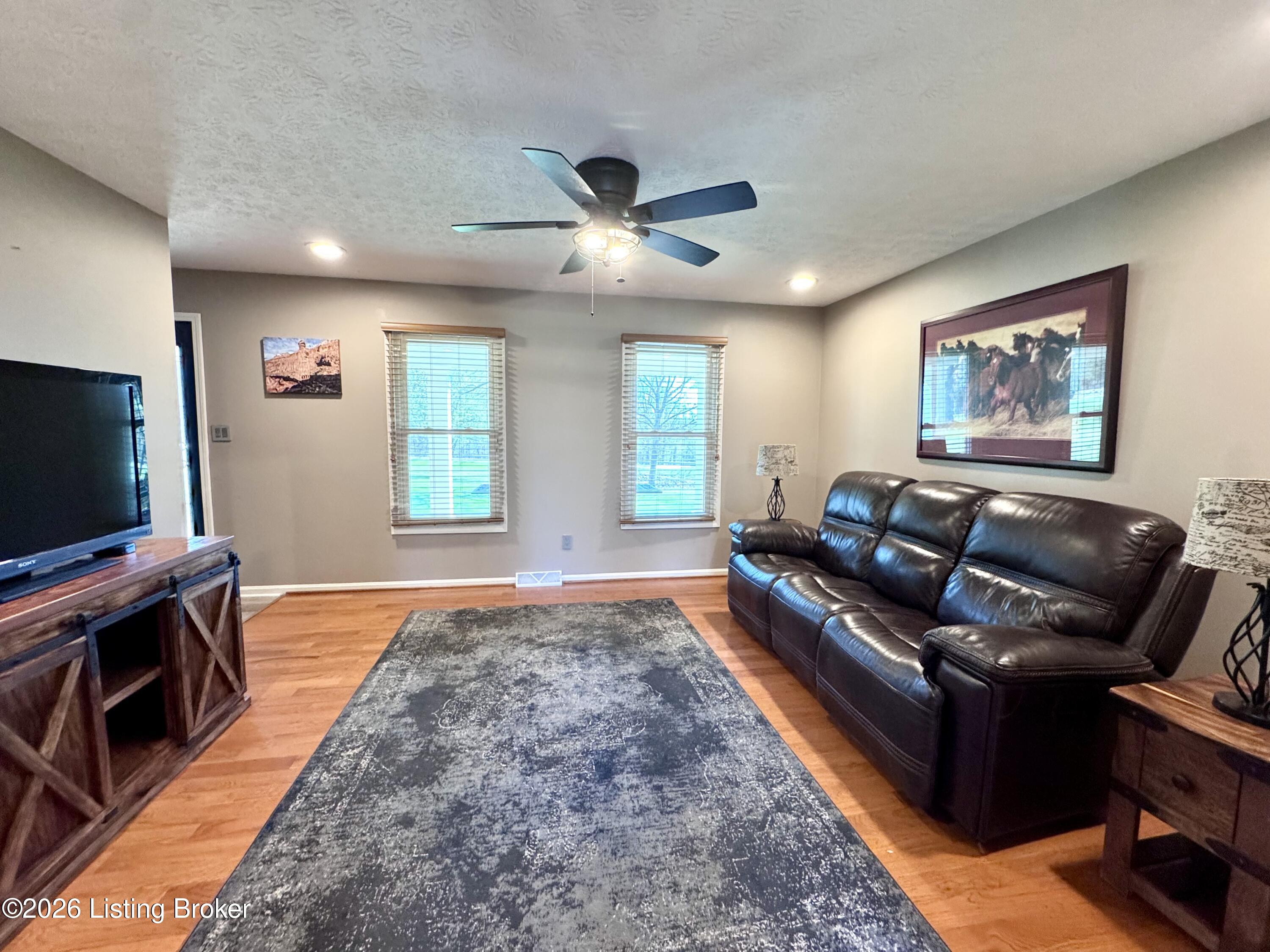 7218 S Highway 105 Property Photo 20