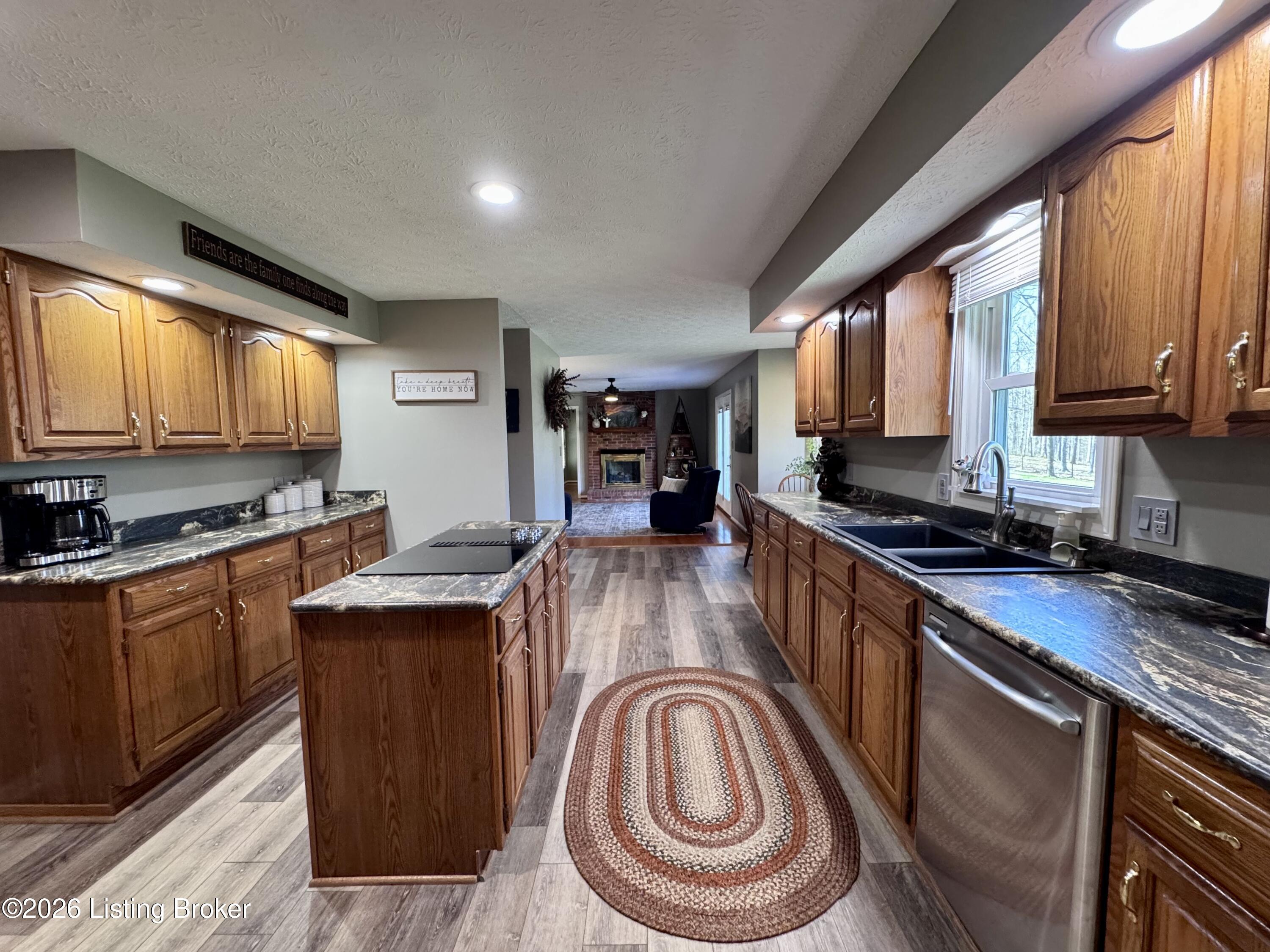 7218 S Highway 105 Property Photo 37