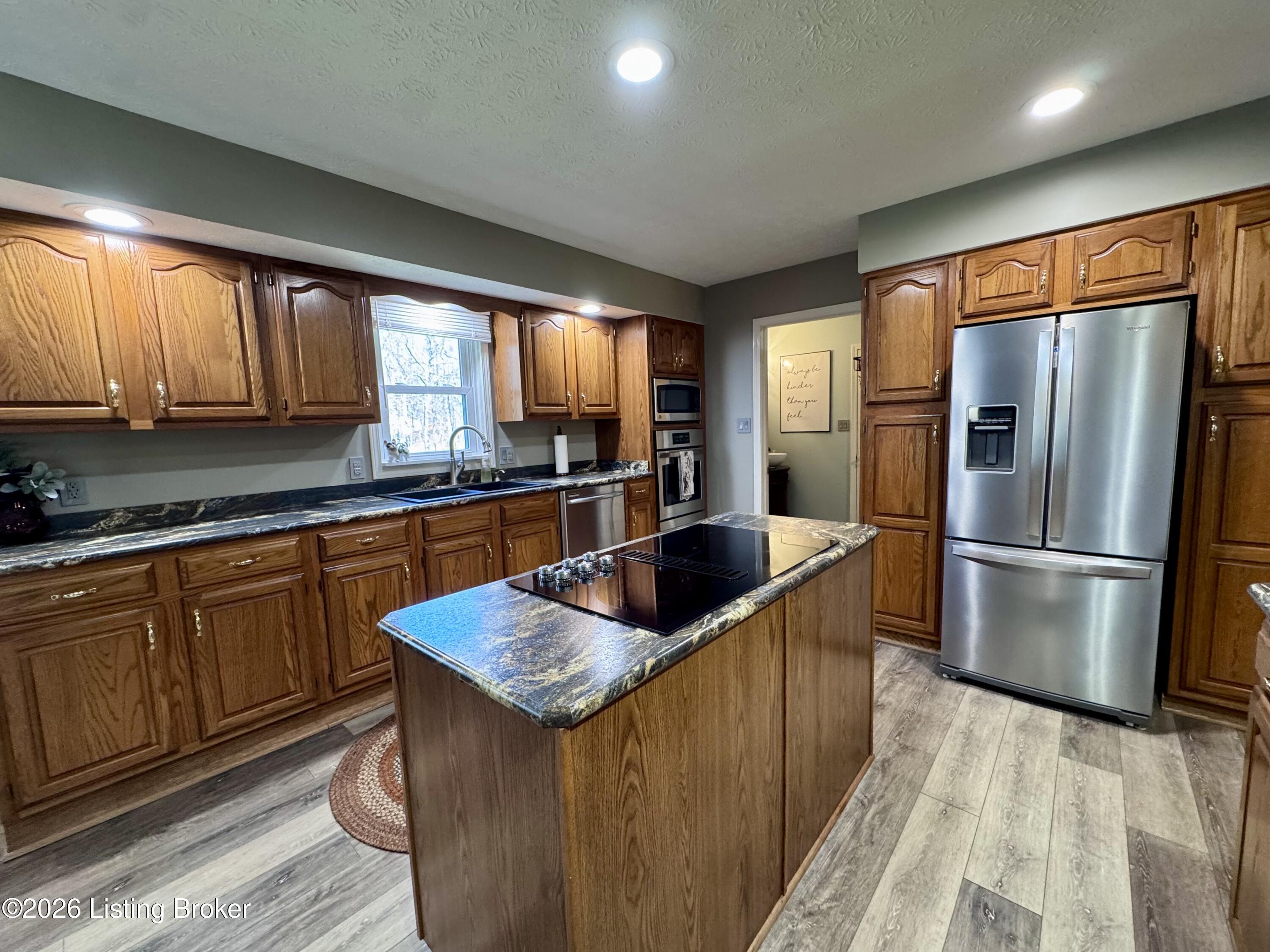 7218 S Highway 105 Property Photo 38