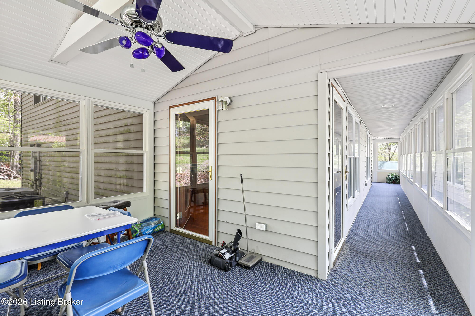 531 Lakeshore Dr Property Photo 6