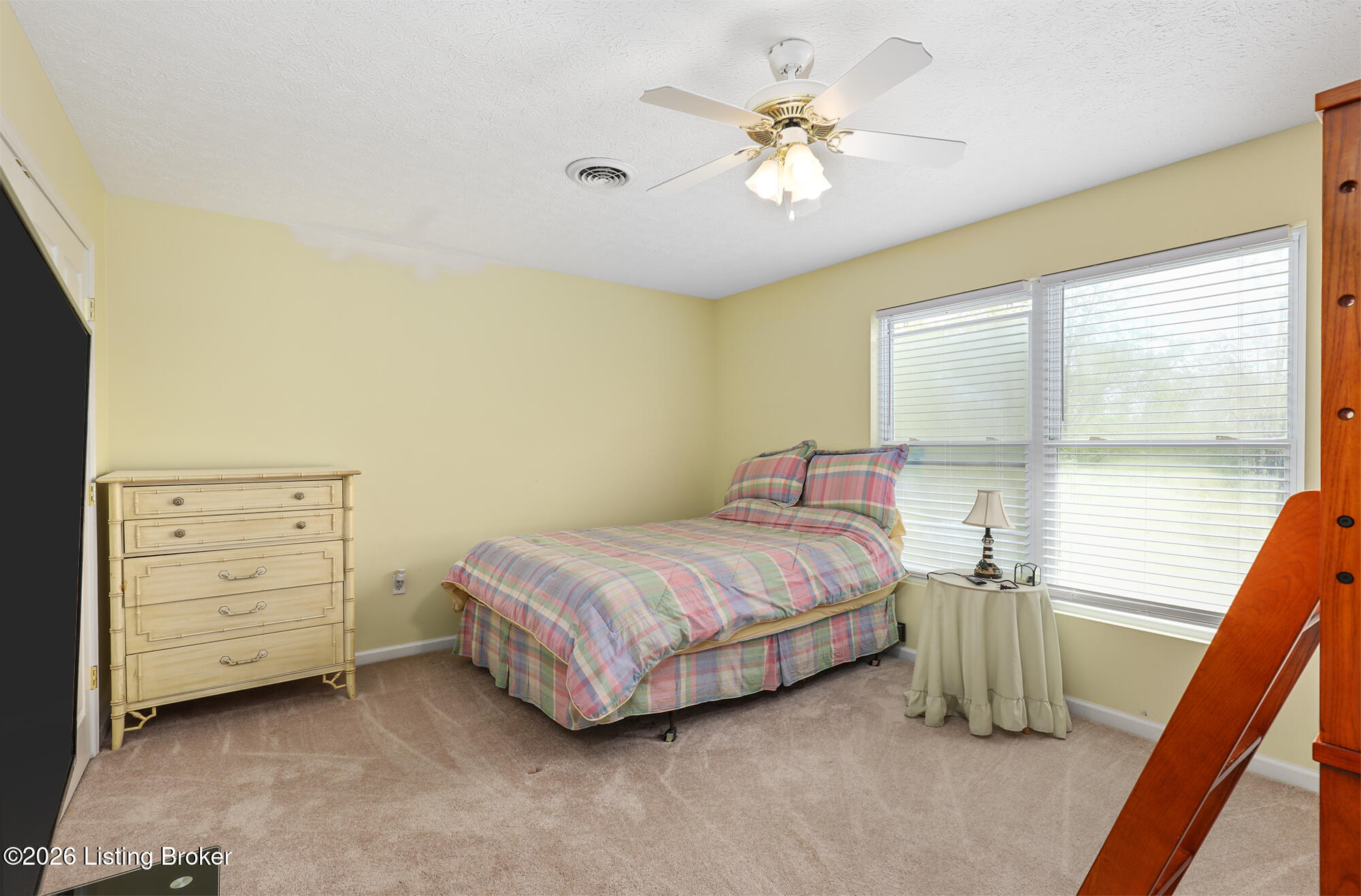 531 Lakeshore Dr Property Photo 7