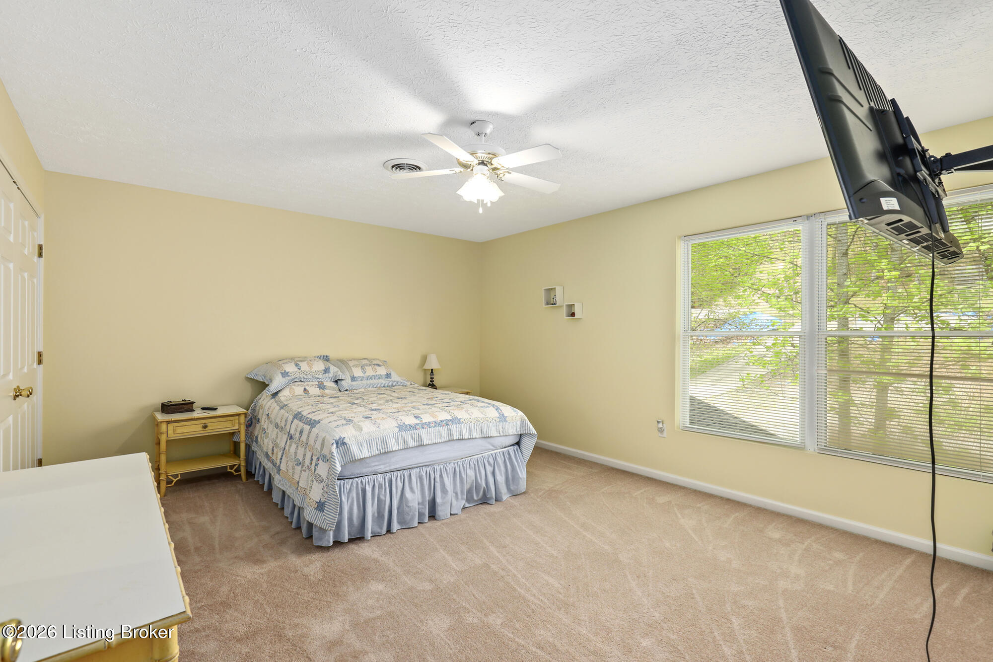 531 Lakeshore Dr Property Photo 8
