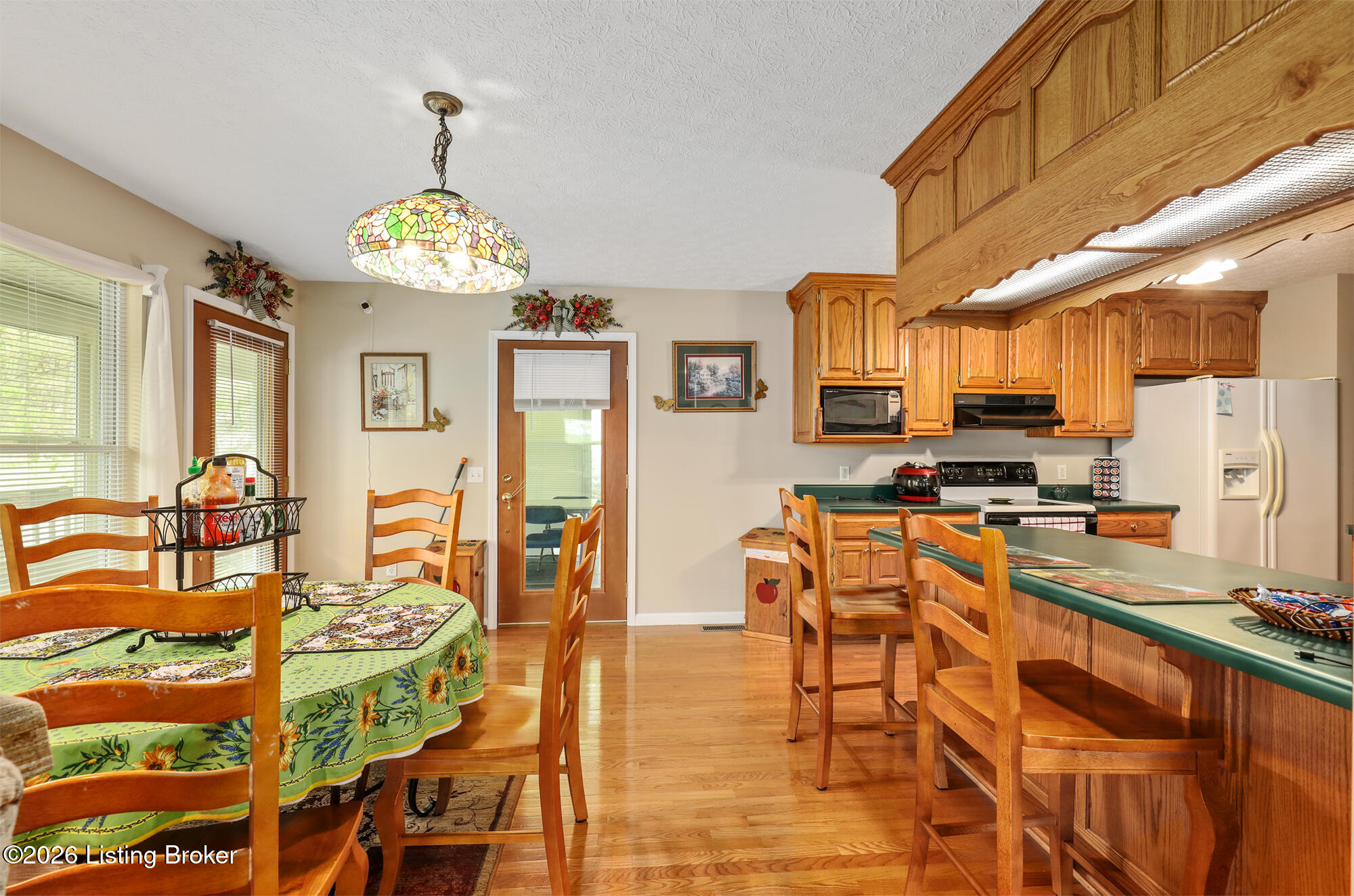 531 Lakeshore Dr Property Photo 17