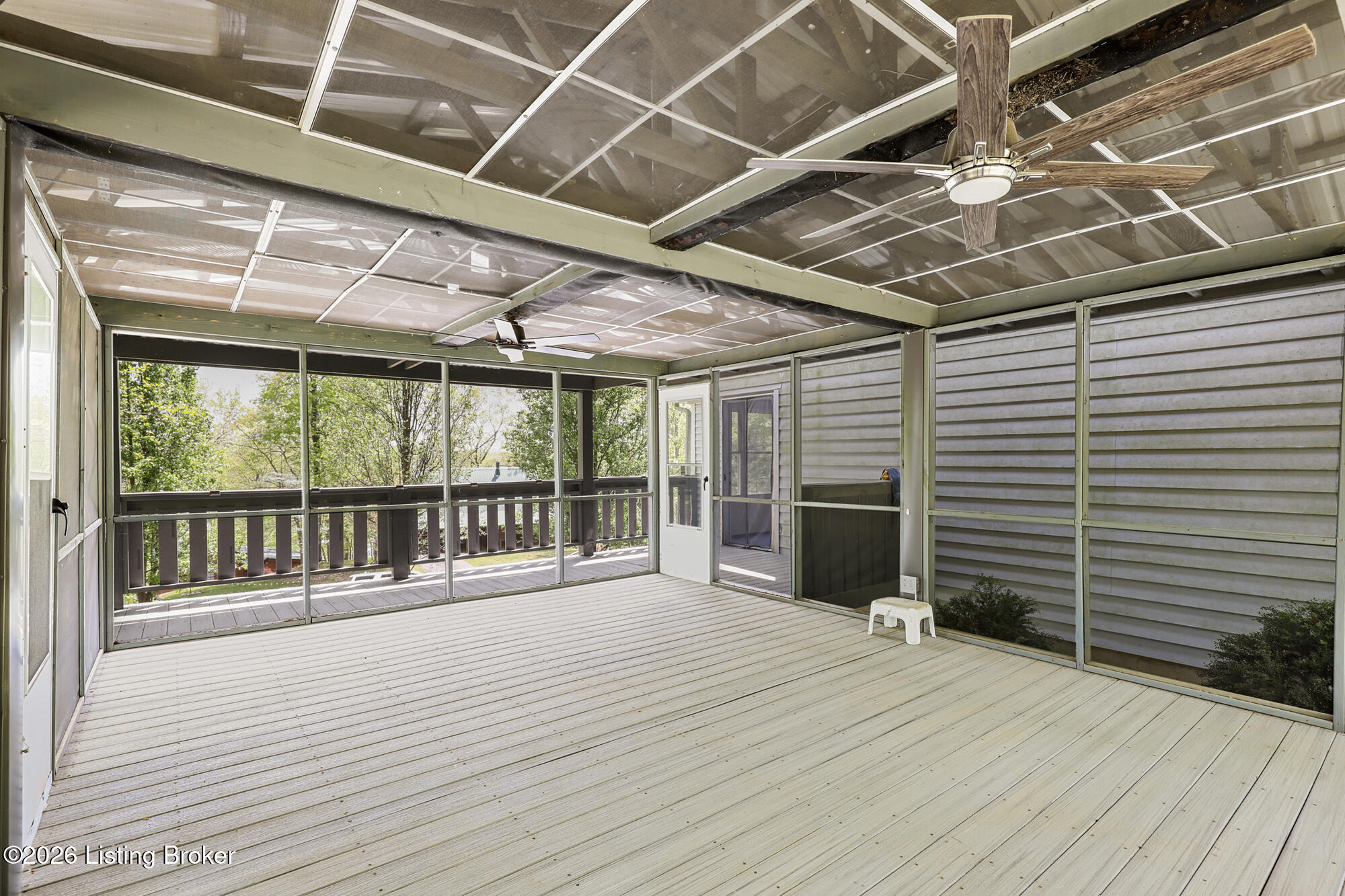 531 Lakeshore Dr Property Photo 29