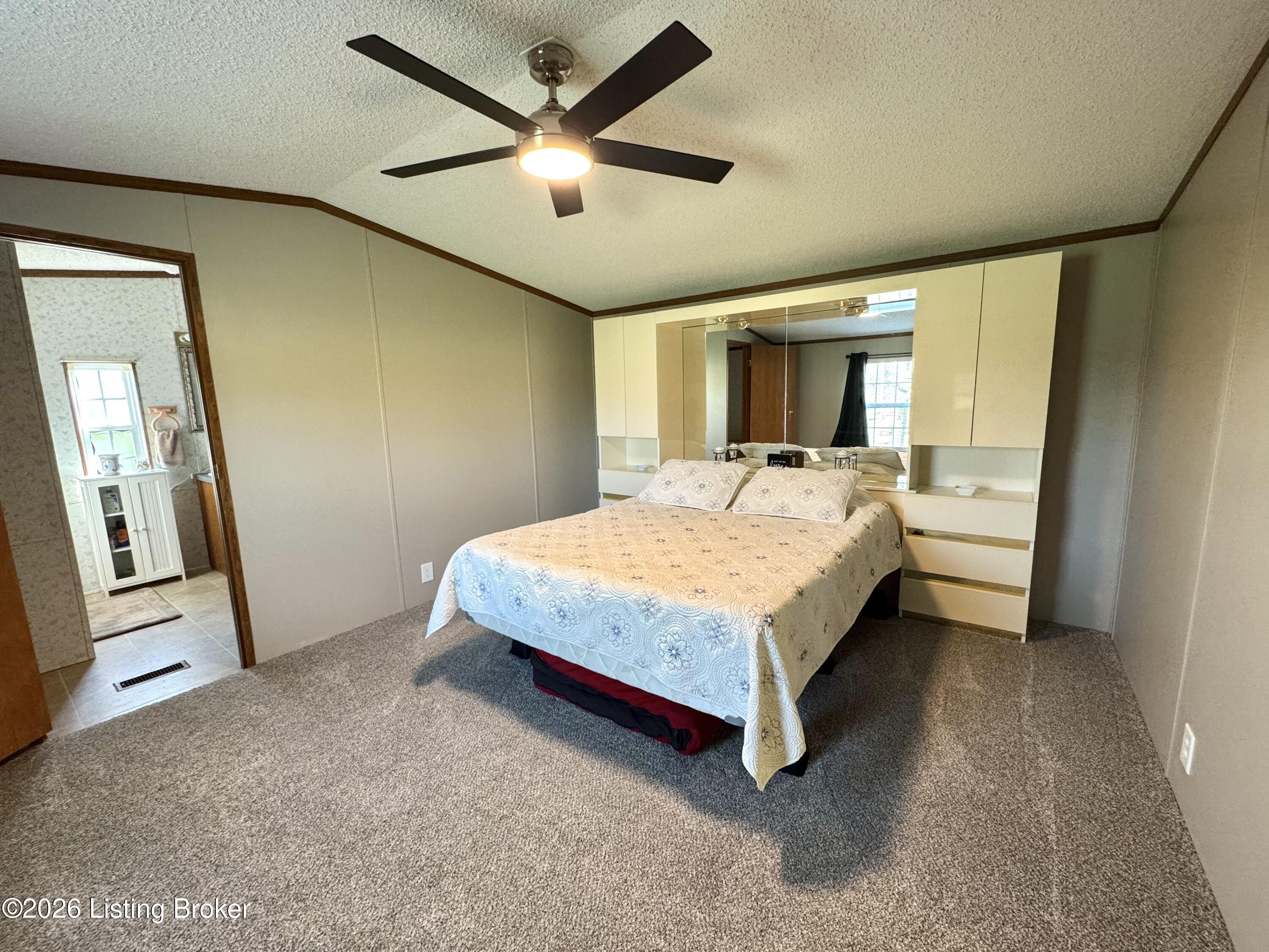 100 Spruce Dr Property Photo 38