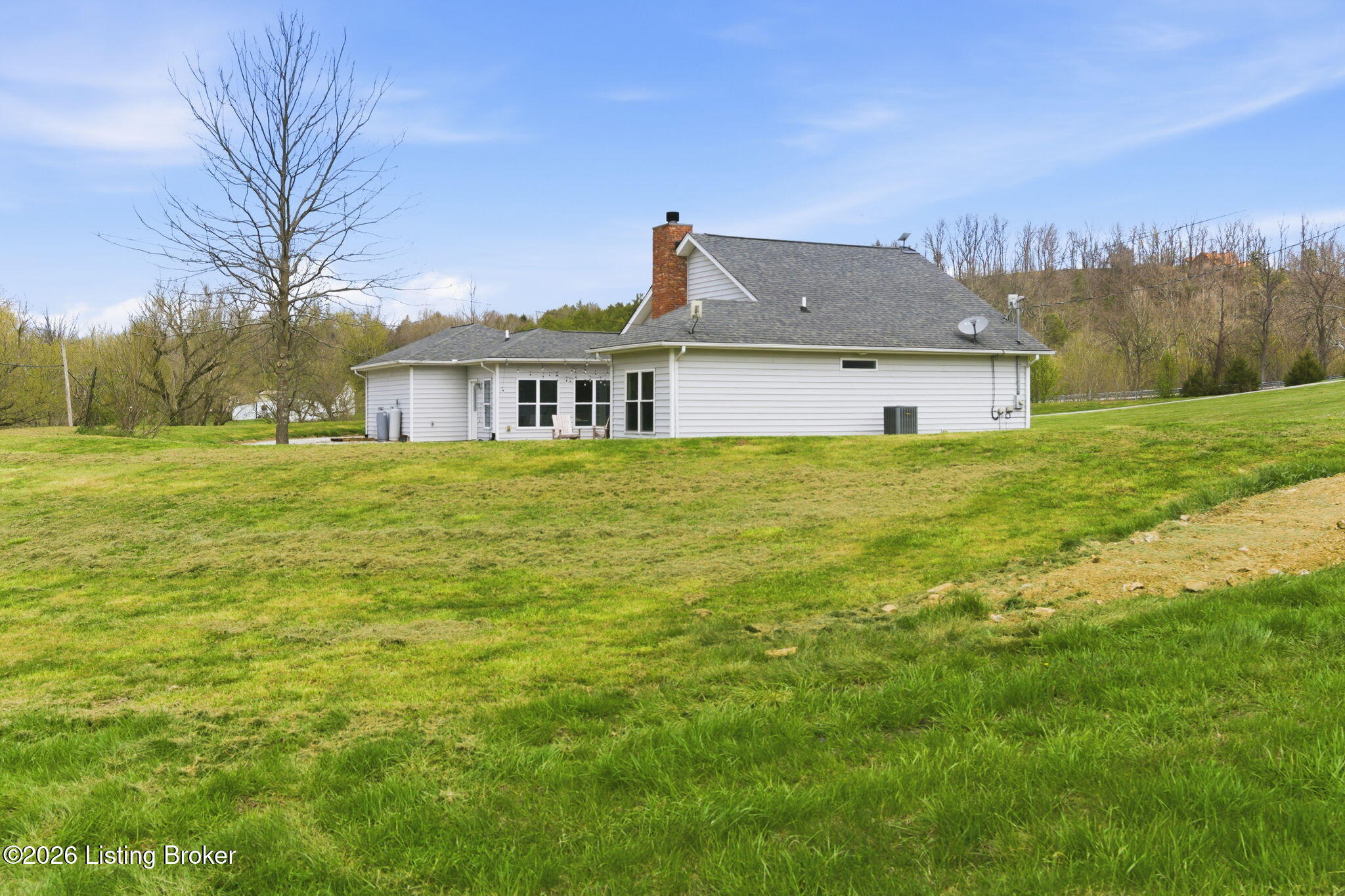 9210 Mount Eden Rd Property Photo 23