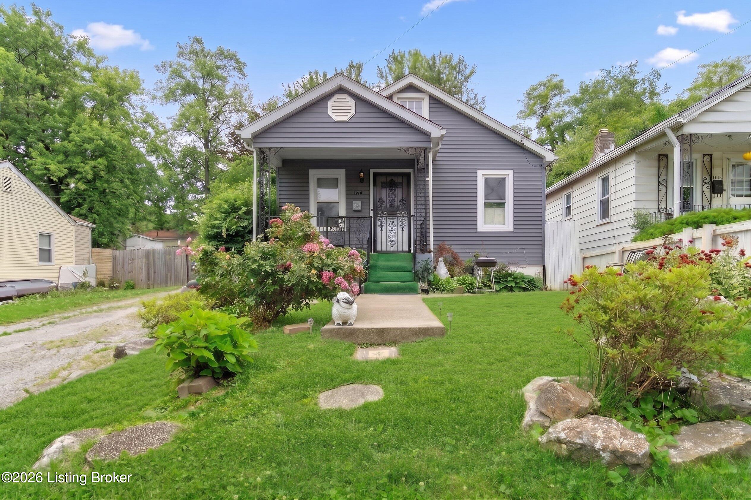 1412 Haskin Ave Property Photo 1
